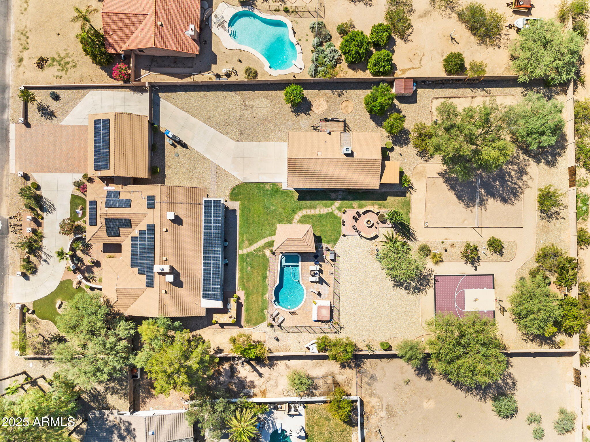 4728 W SAGUARO PARK Lane