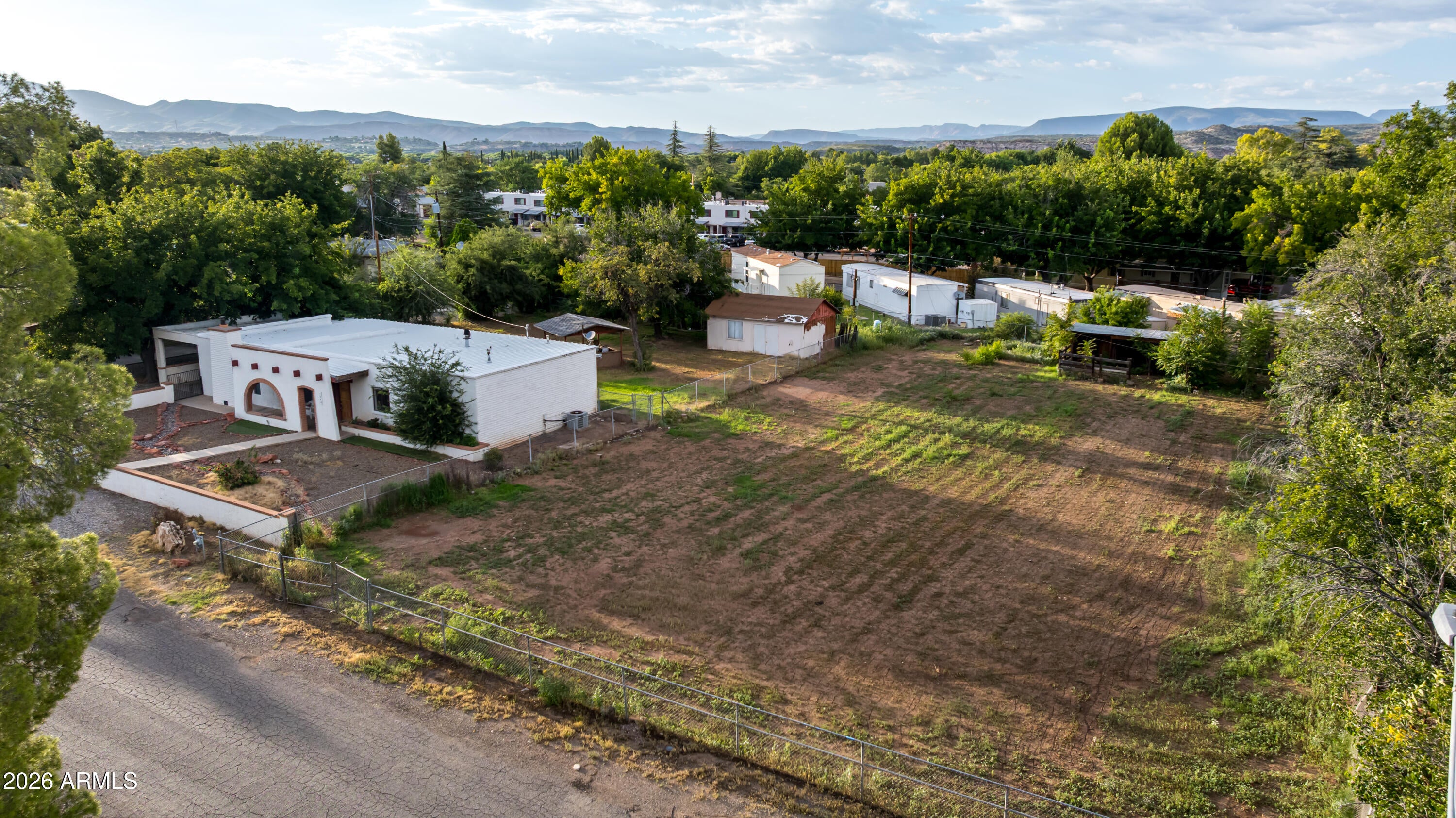 1646 E COCONINO Street