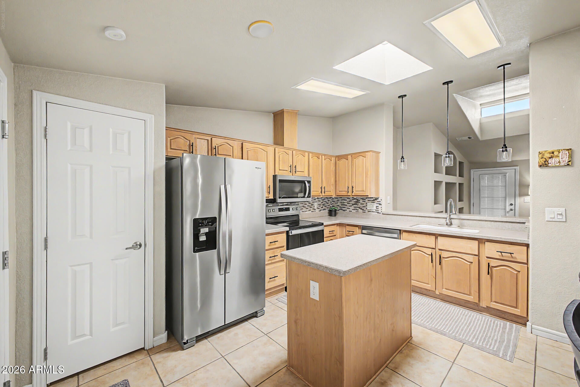 3301 S GOLDFIELD Road 2064