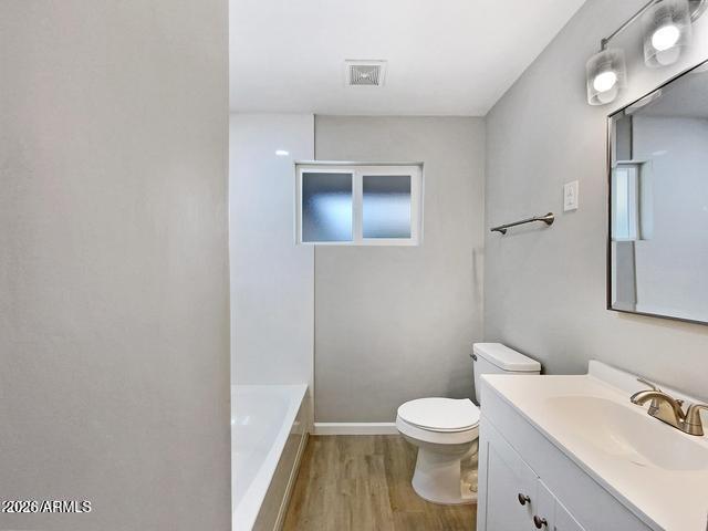 518 W 19TH Street