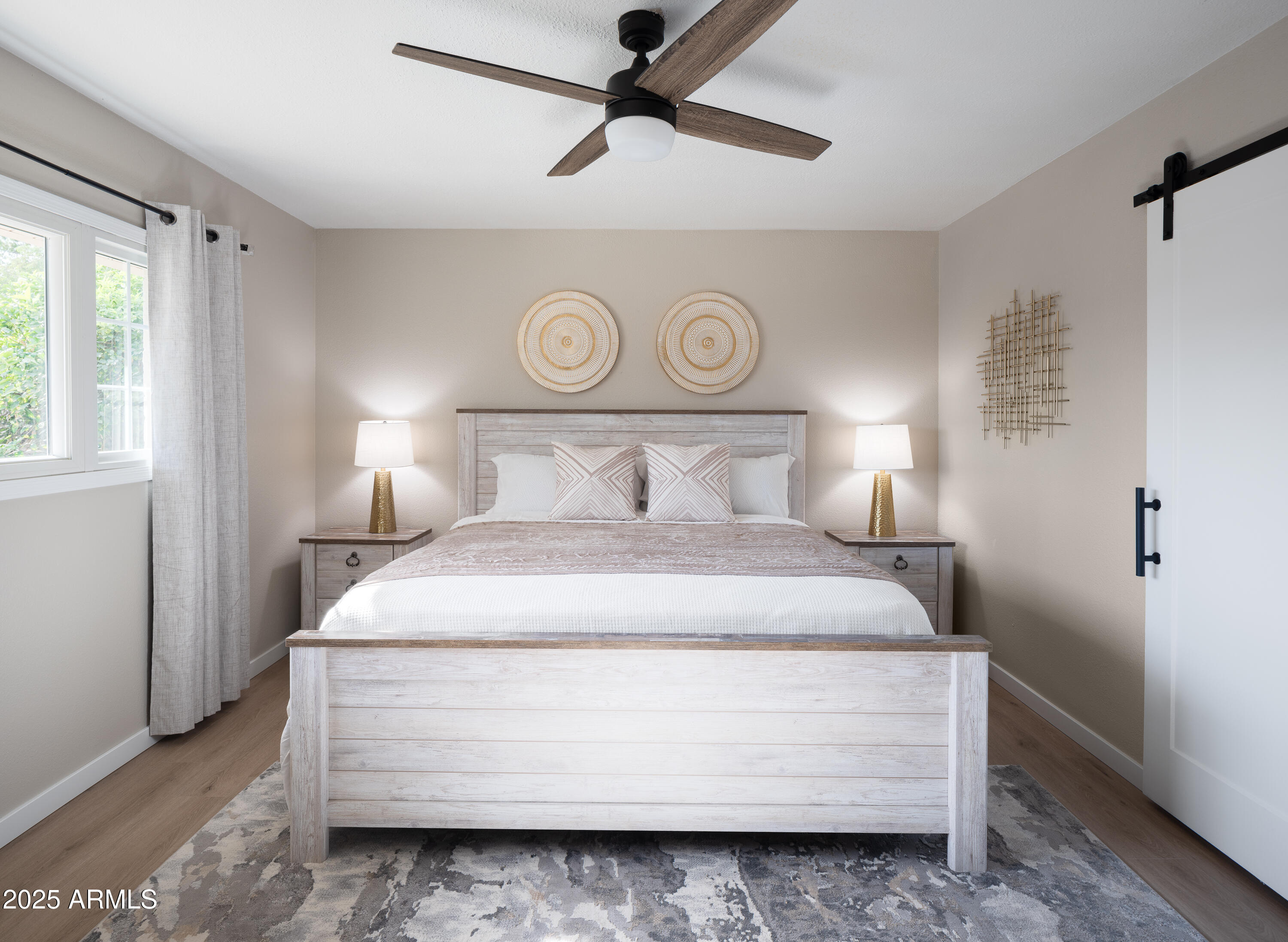 8731 E COLUMBUS Avenue