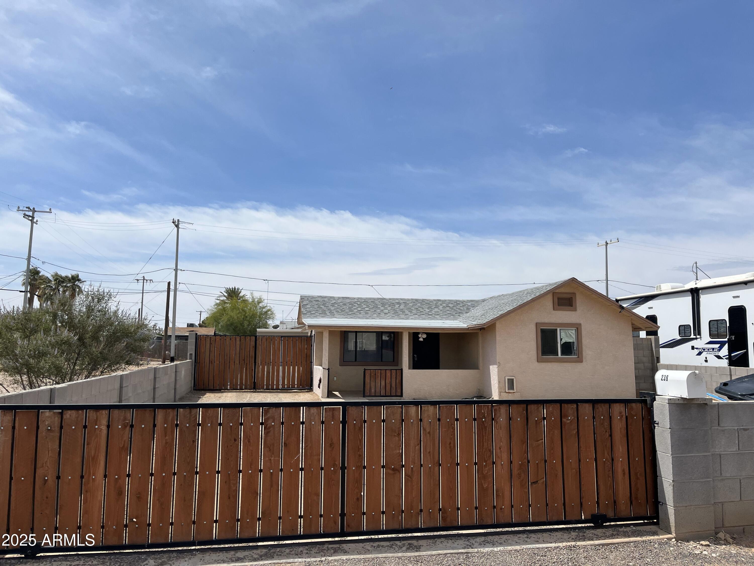 Listing image 4