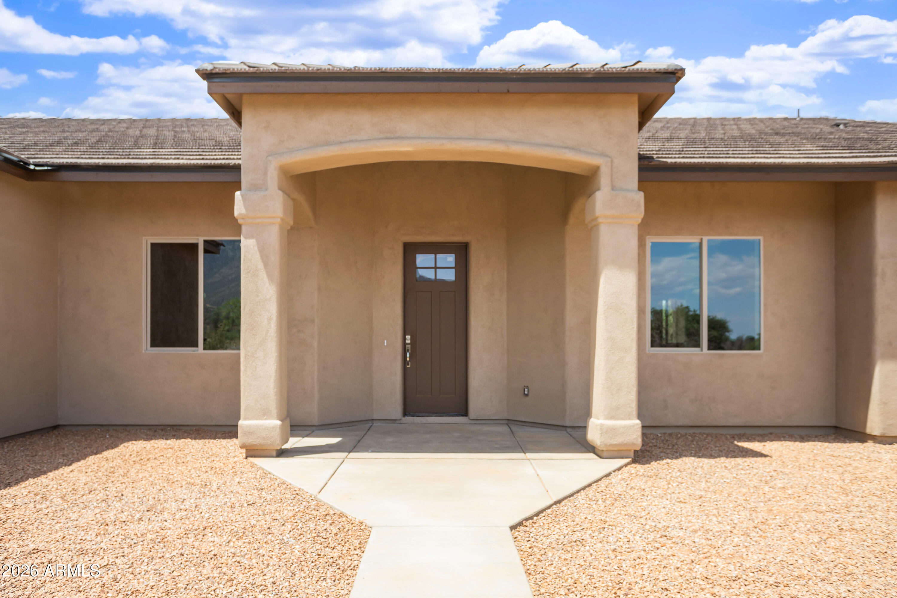 5329 E HIDDEN OAK Drive