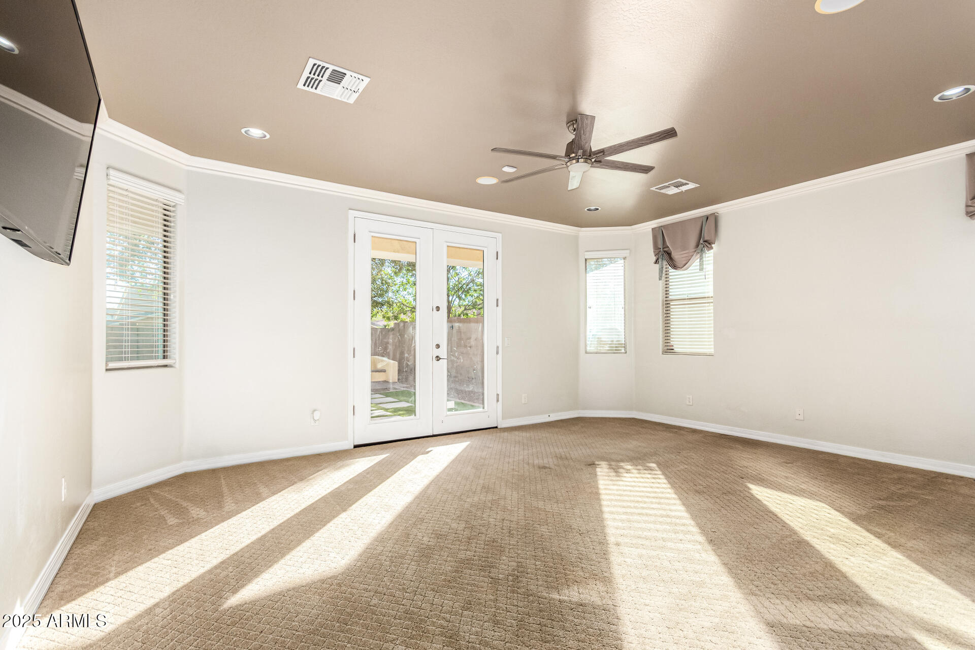 20709 W DELANEY Drive