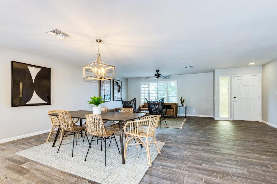 2218 E Cactus Wren Drive