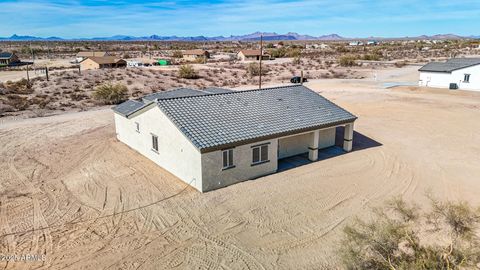 A home in Tonopah