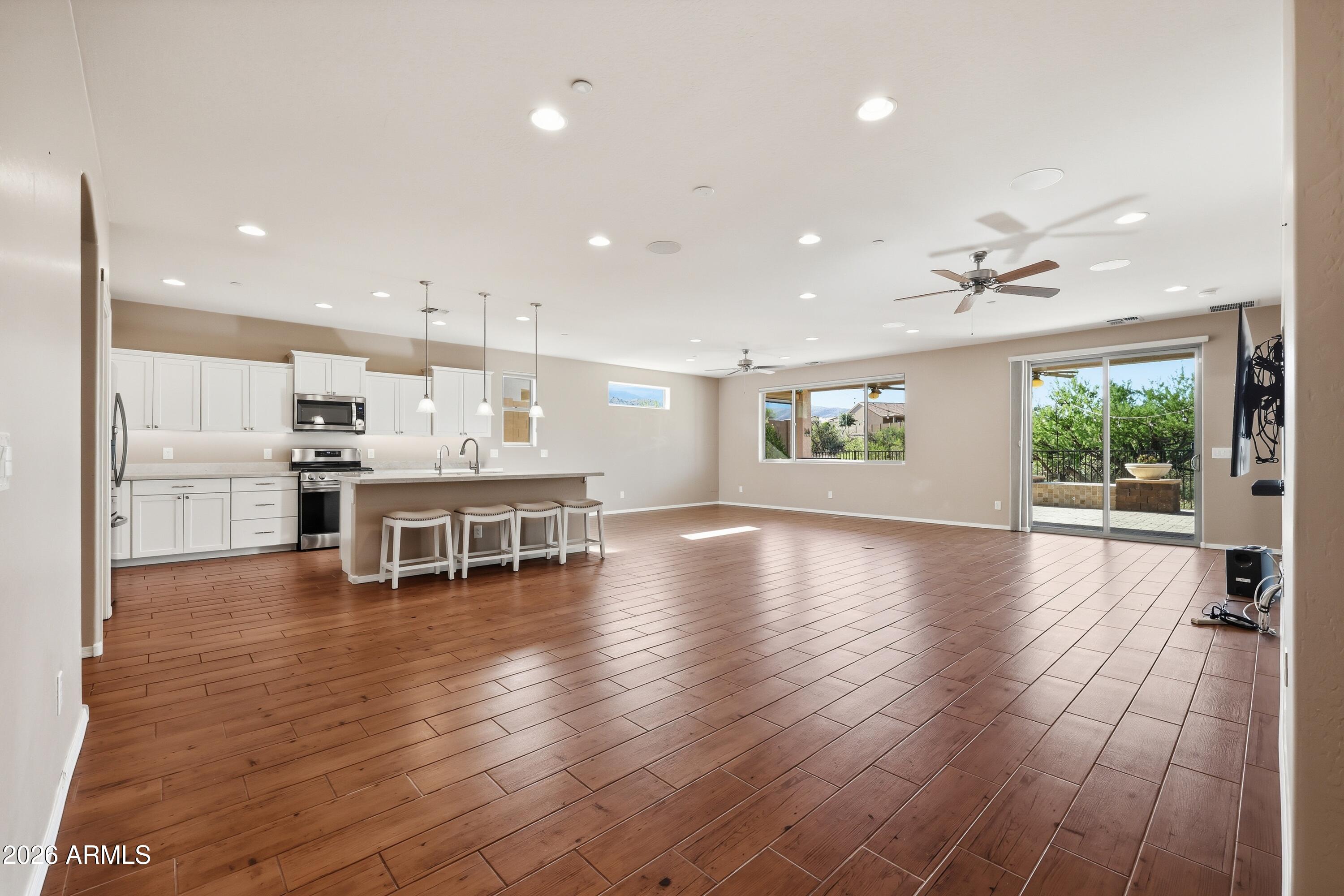 MESQUITE HILLS PHASE 1 LOT 97 CONT .15AC SEC 4&5-15-3E M&P 62/31-37 - Residential