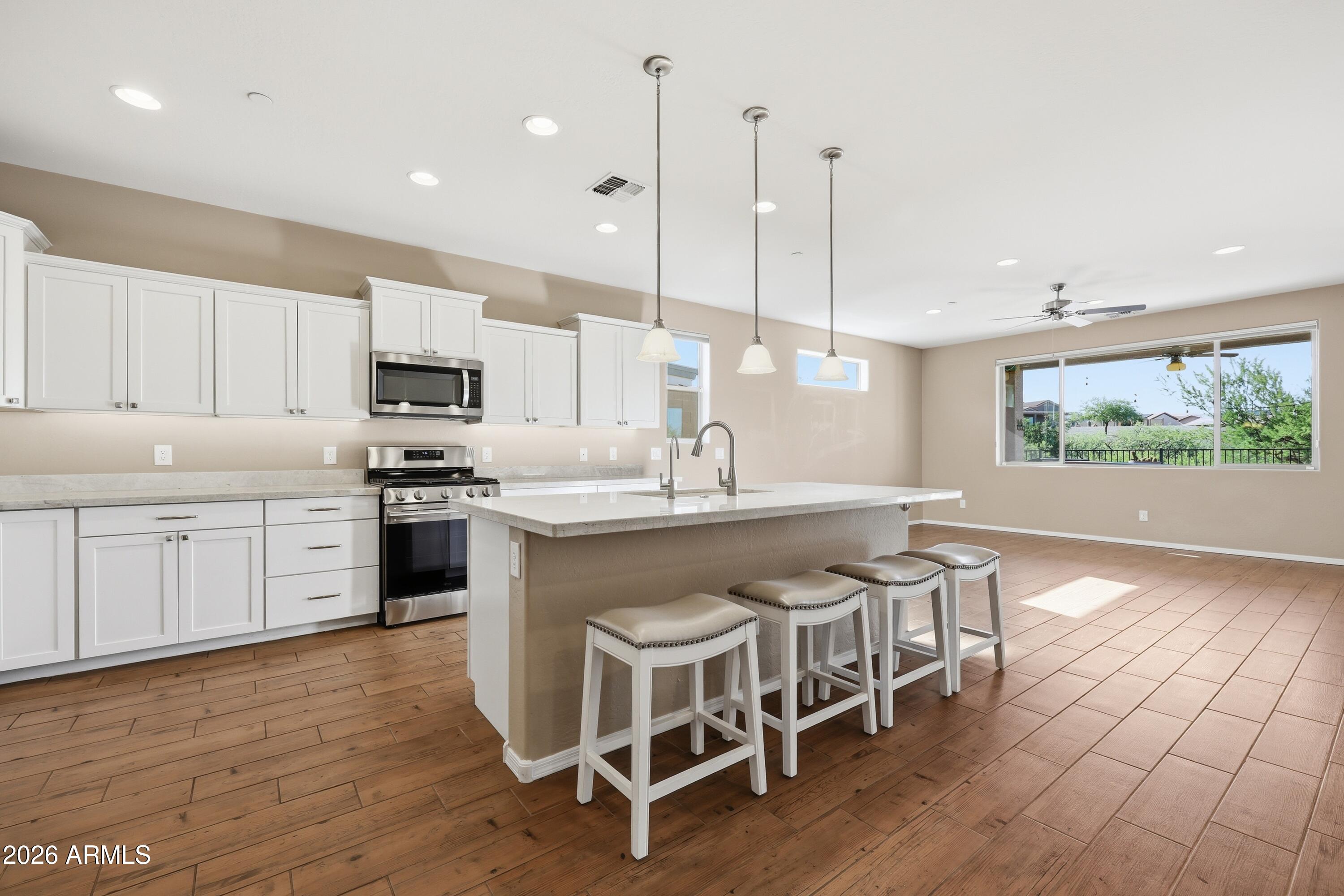 MESQUITE HILLS PHASE 1 LOT 97 CONT .15AC SEC 4&5-15-3E M&P 62/31-37 - Residential