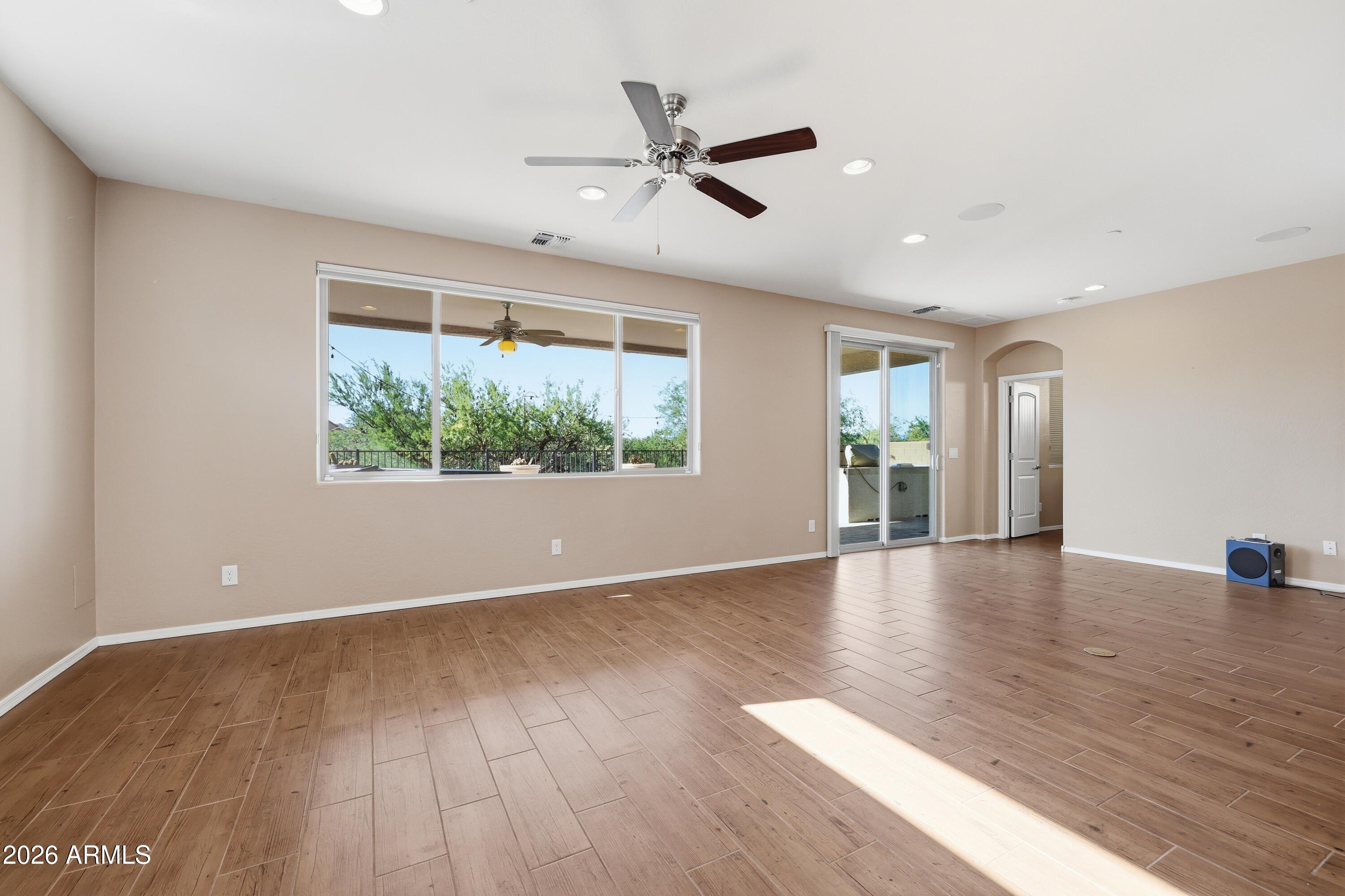 MESQUITE HILLS PHASE 1 LOT 97 CONT .15AC SEC 4&5-15-3E M&P 62/31-37 - Residential