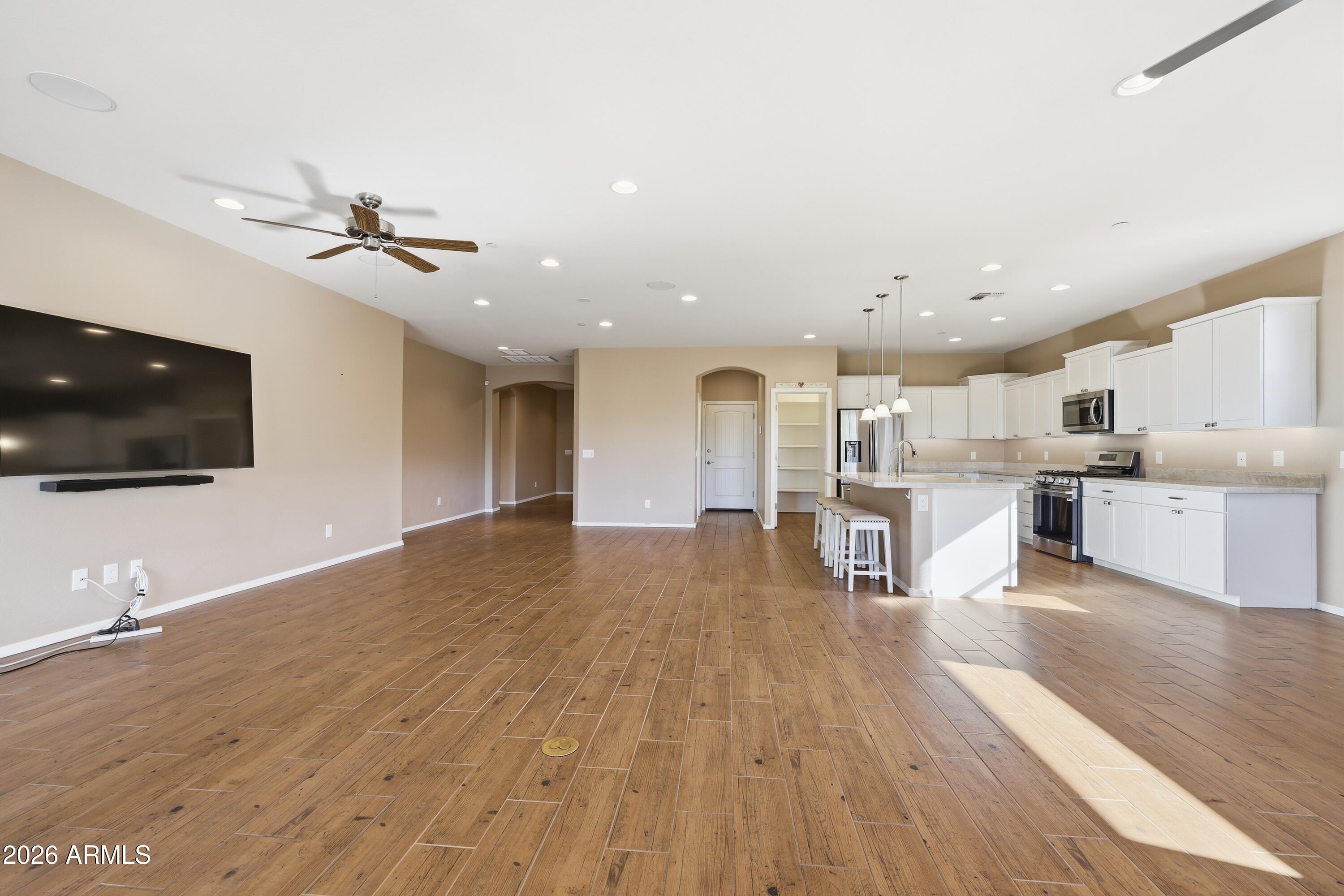 MESQUITE HILLS PHASE 1 LOT 97 CONT .15AC SEC 4&5-15-3E M&P 62/31-37 - Residential