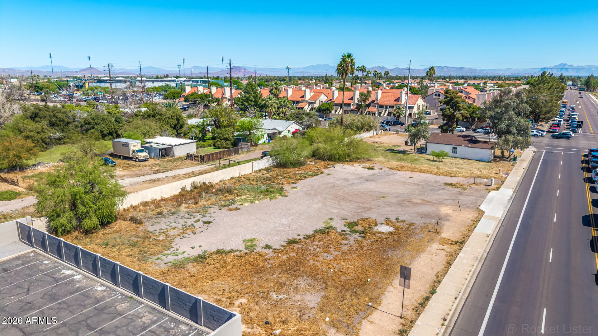 1106 N CENTER Street -