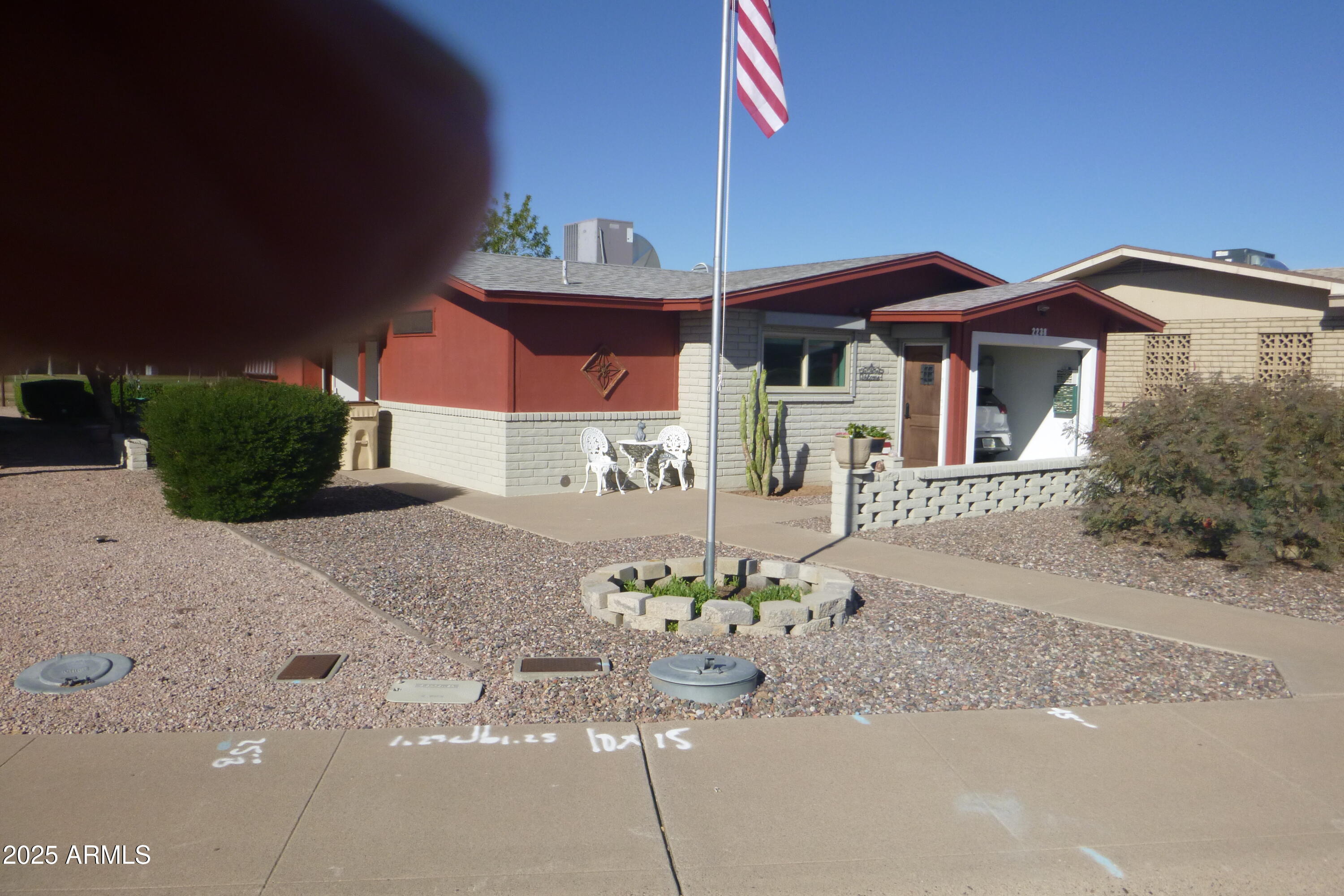 2238 N GAYRIDGE Road N