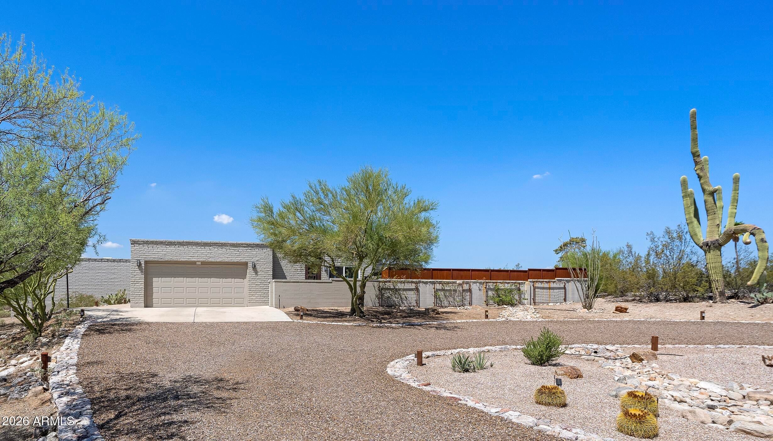 6415 N CAMINO PADRE ISIDORO --