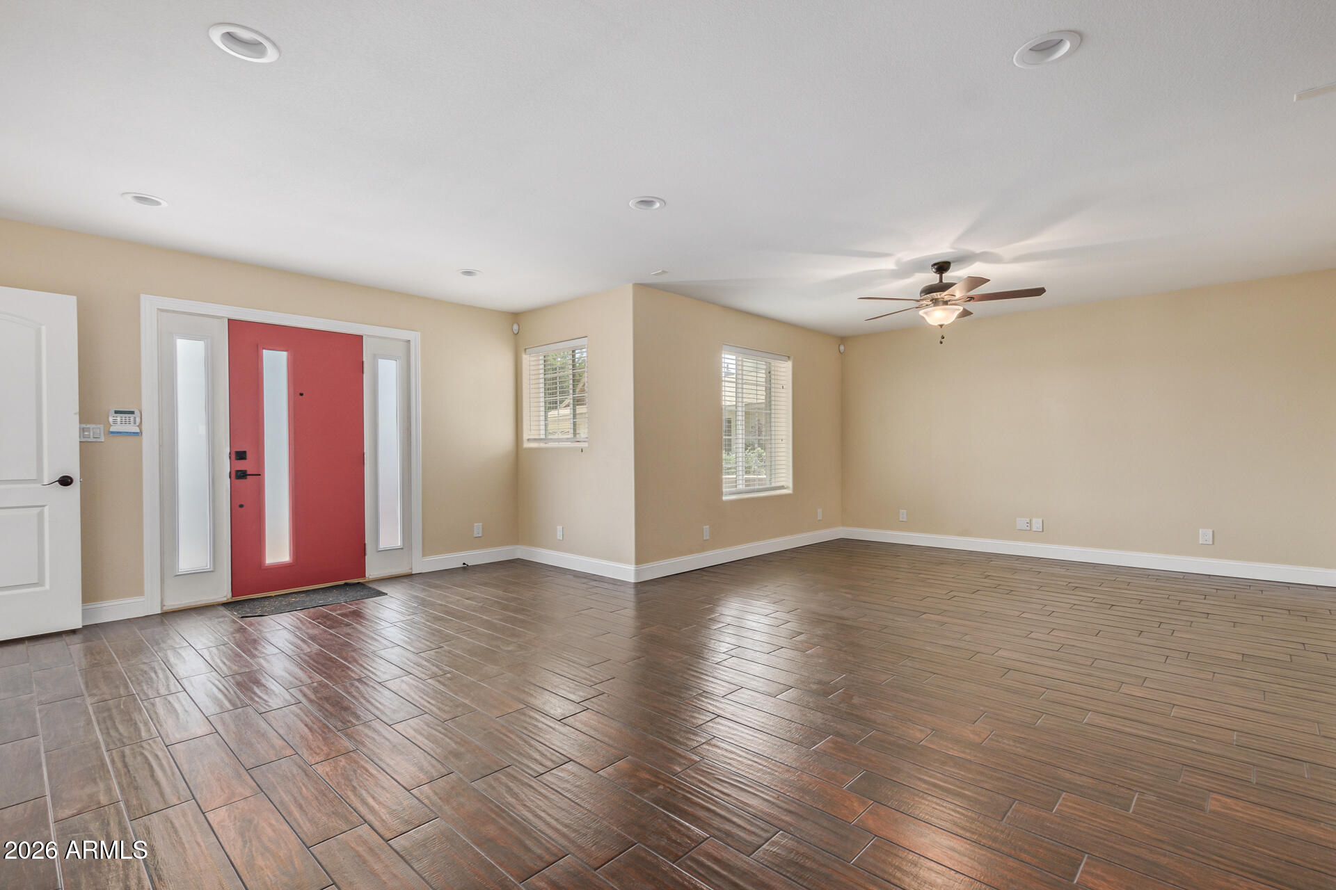 1280 E ALAMEDA Circle