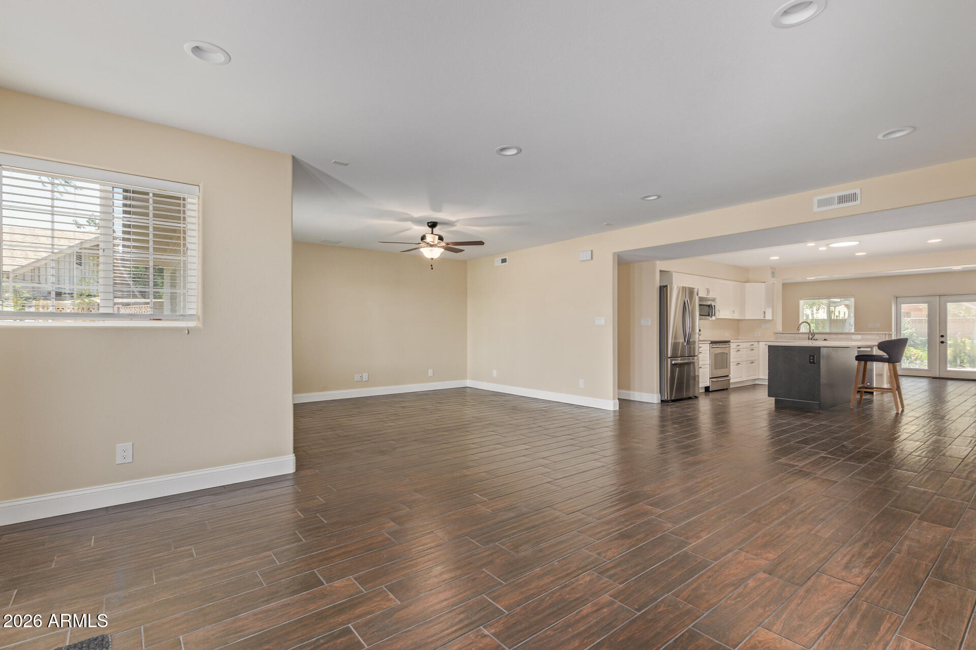 1280 E ALAMEDA Circle