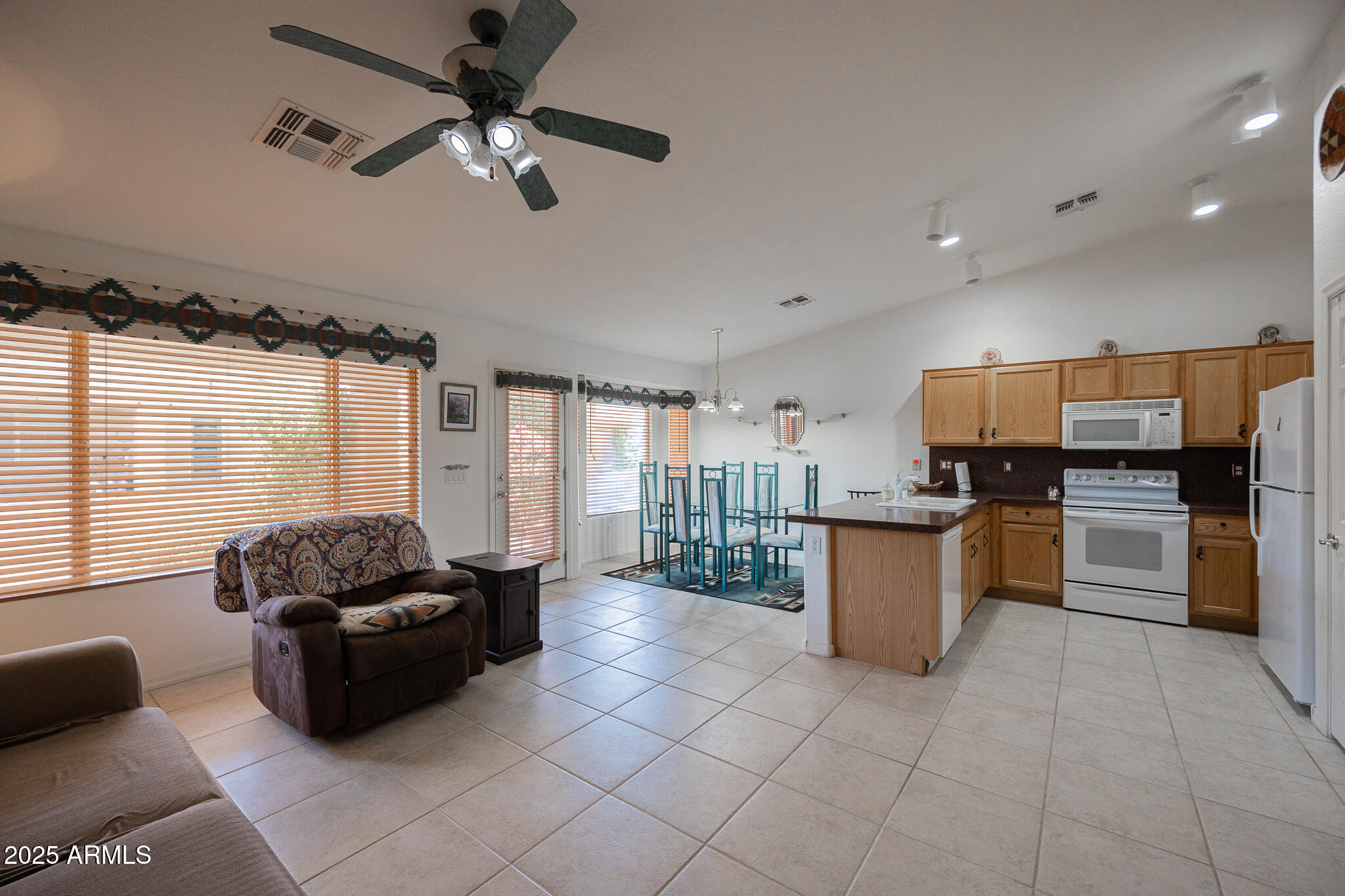 3431 E TORREY PINES Lane