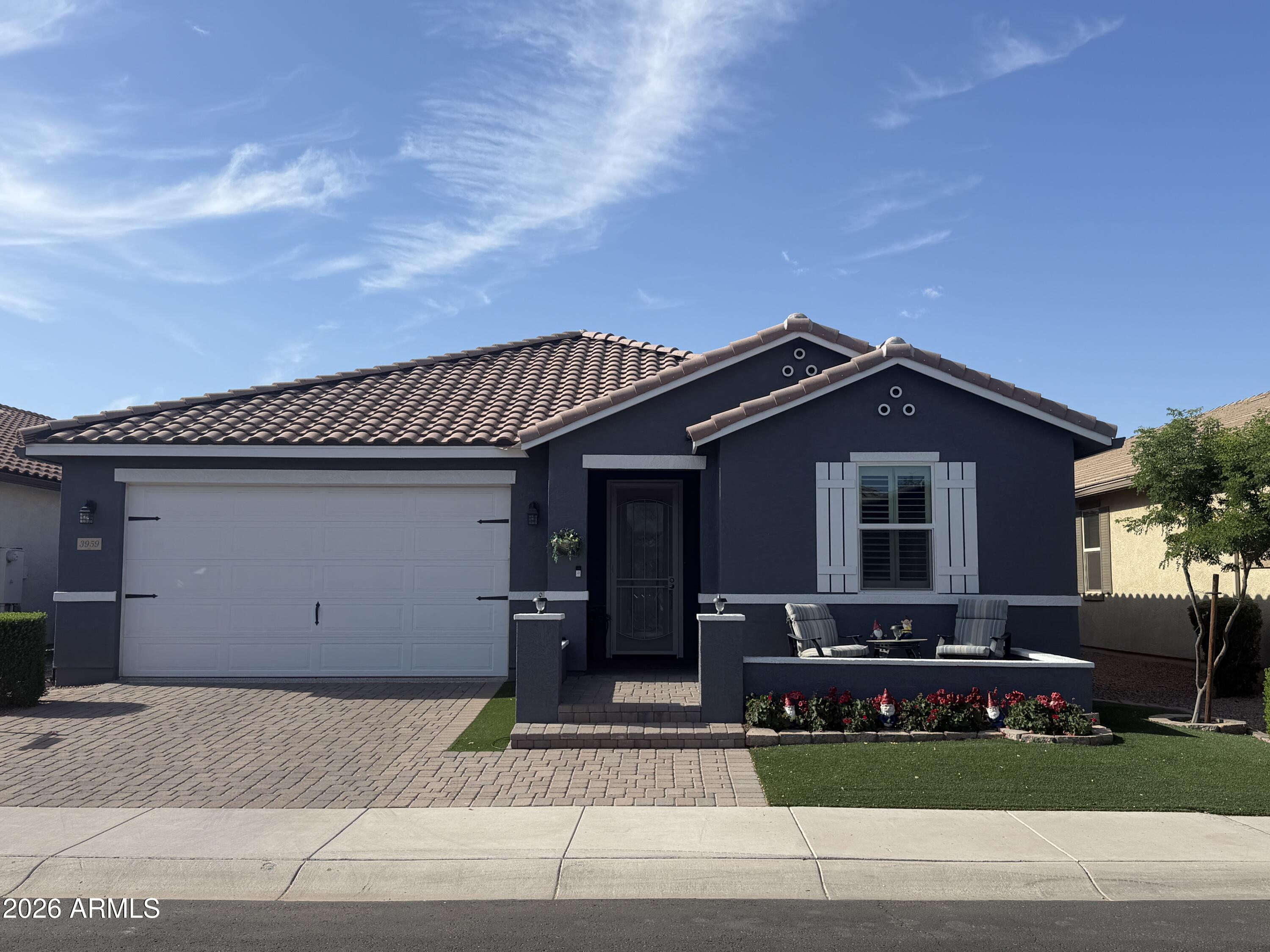 3959 E LIBERTY Lane E