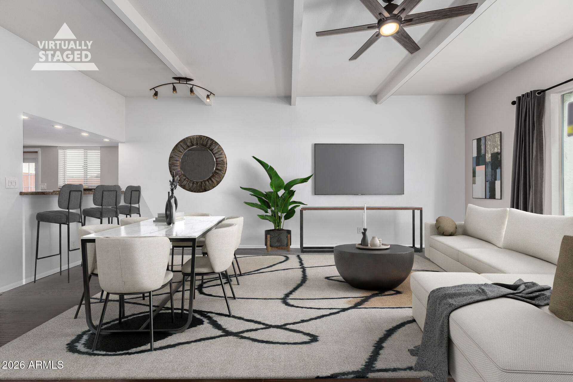 5314 N LAS CASITAS Place