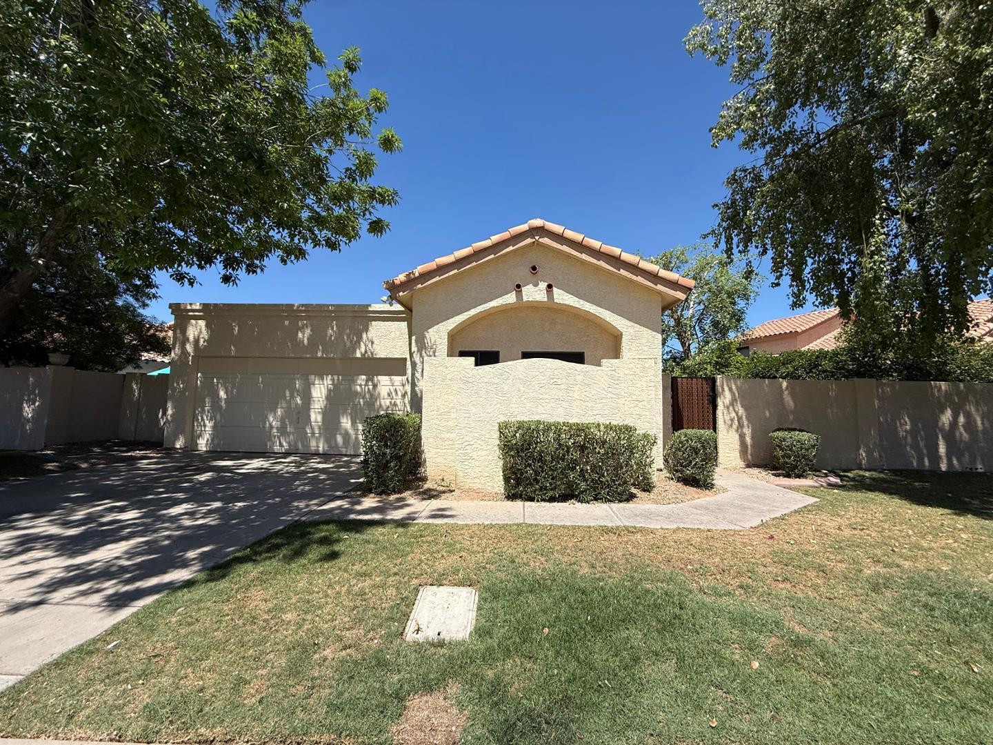 10938 W Poinsettia Drive