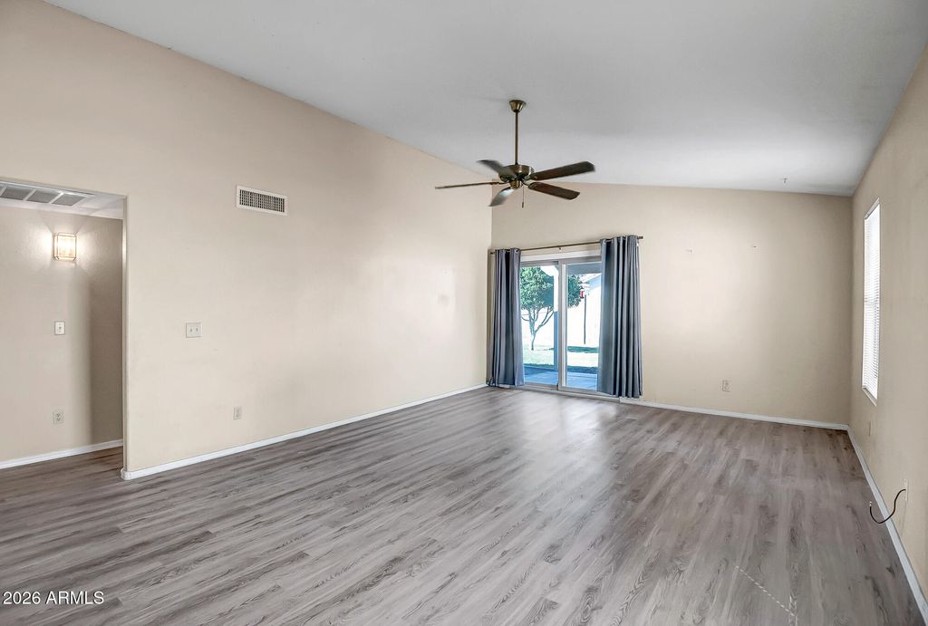 Photo of 7950 W Paradise Drive, Peoria, AZ 85345 (MLS # 6986501)