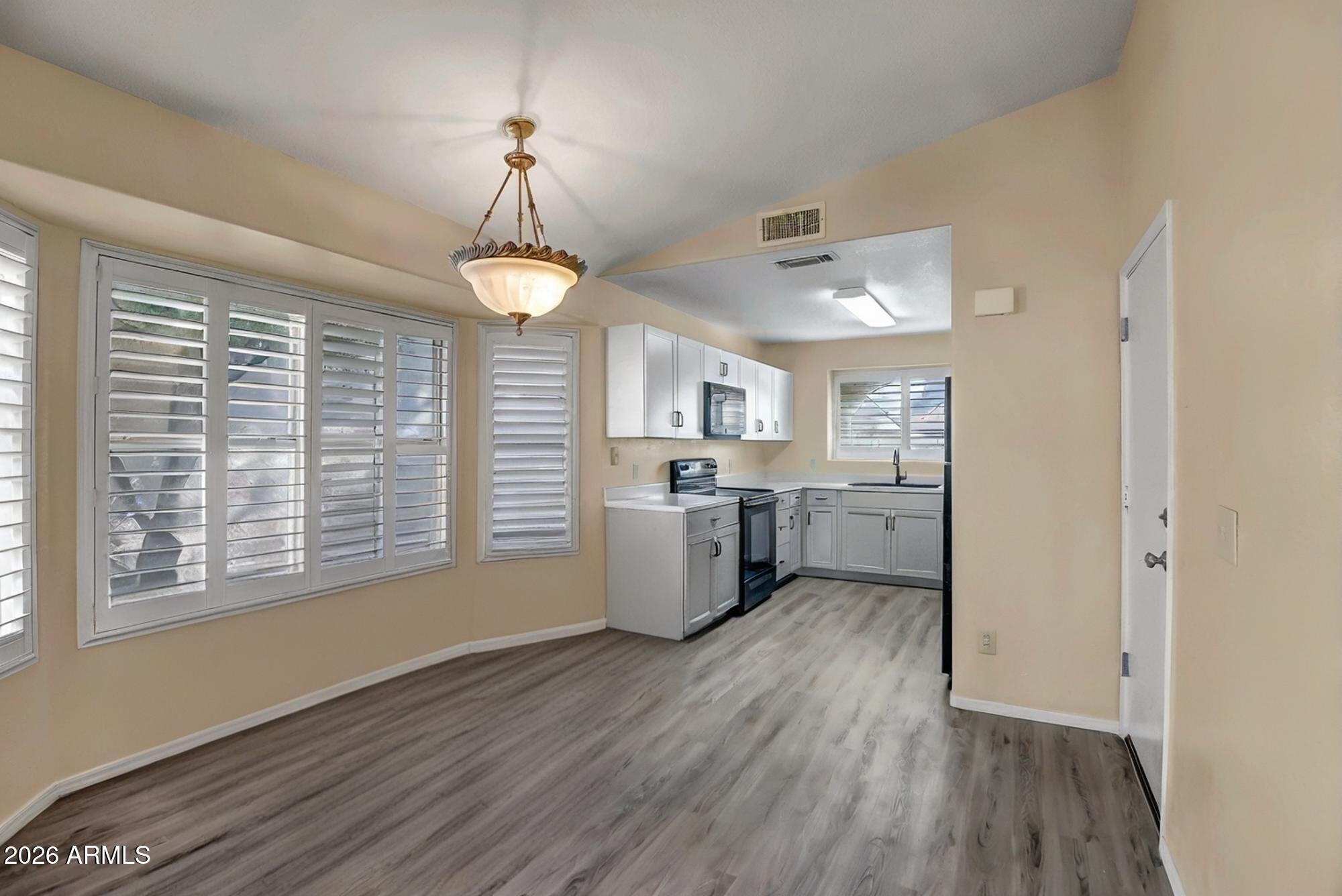 7950 W PARADISE Drive