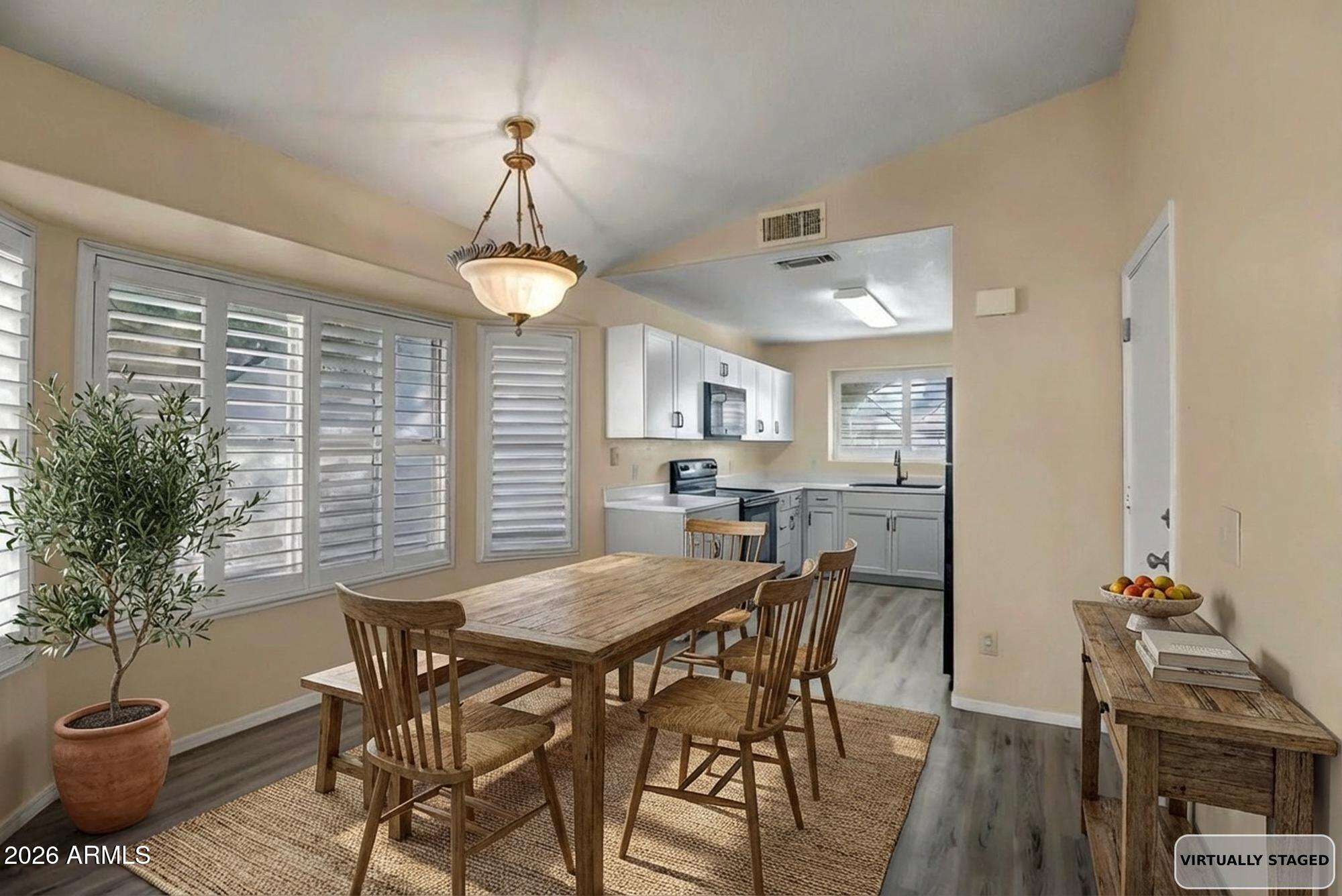 7950 W PARADISE Drive