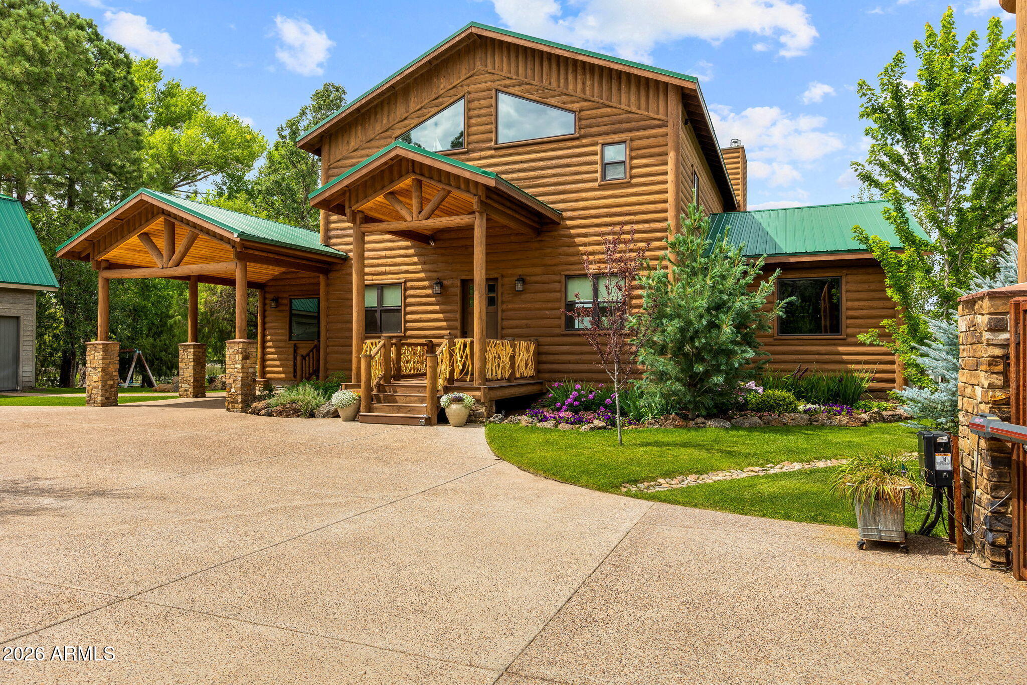 LAKESIDE UNSUBDIVIDED - Residential
