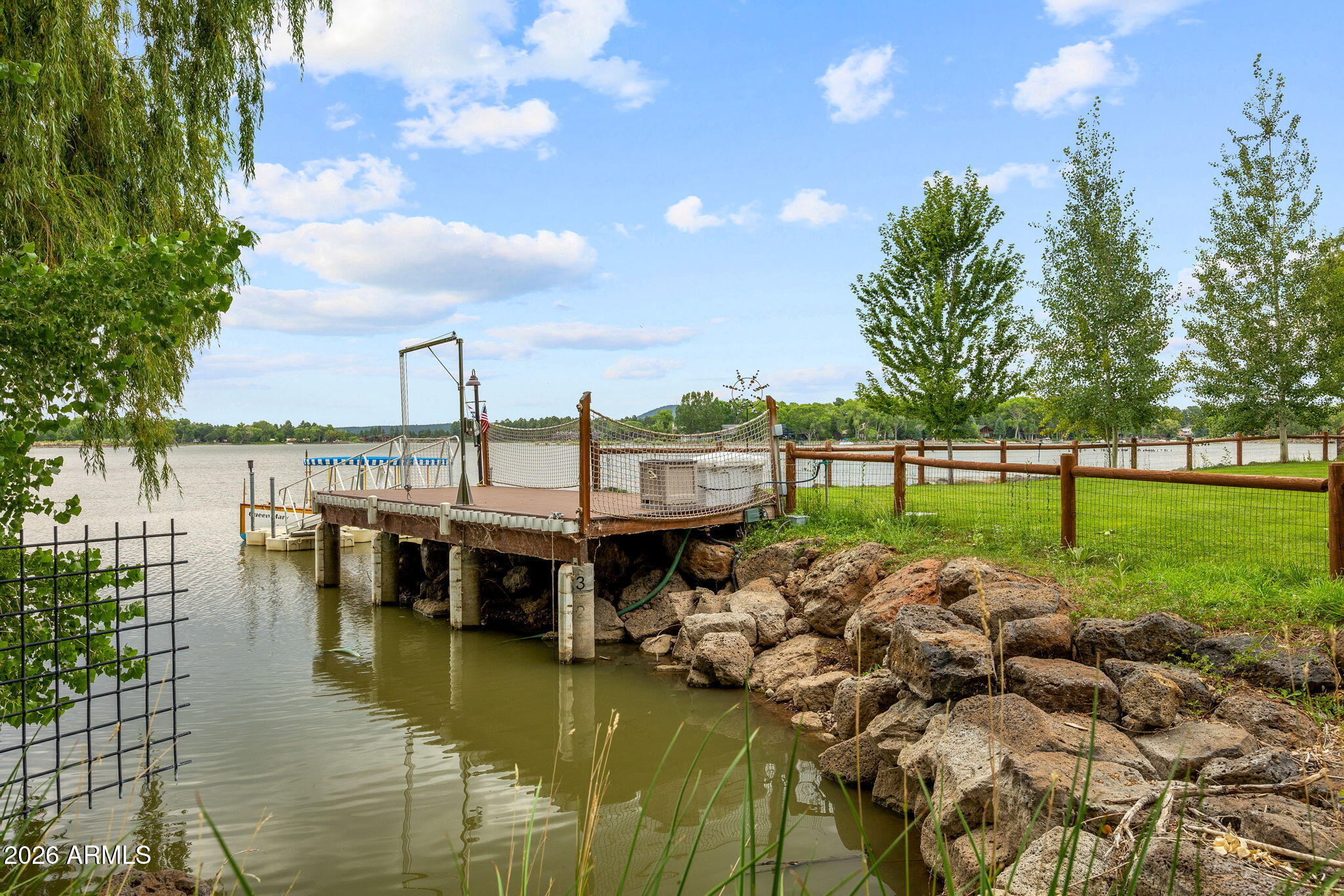 LAKESIDE UNSUBDIVIDED - Residential