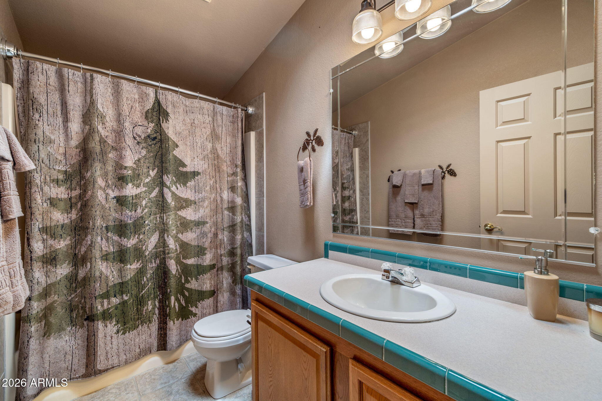 LAKESIDE UNSUBDIVIDED - Residential