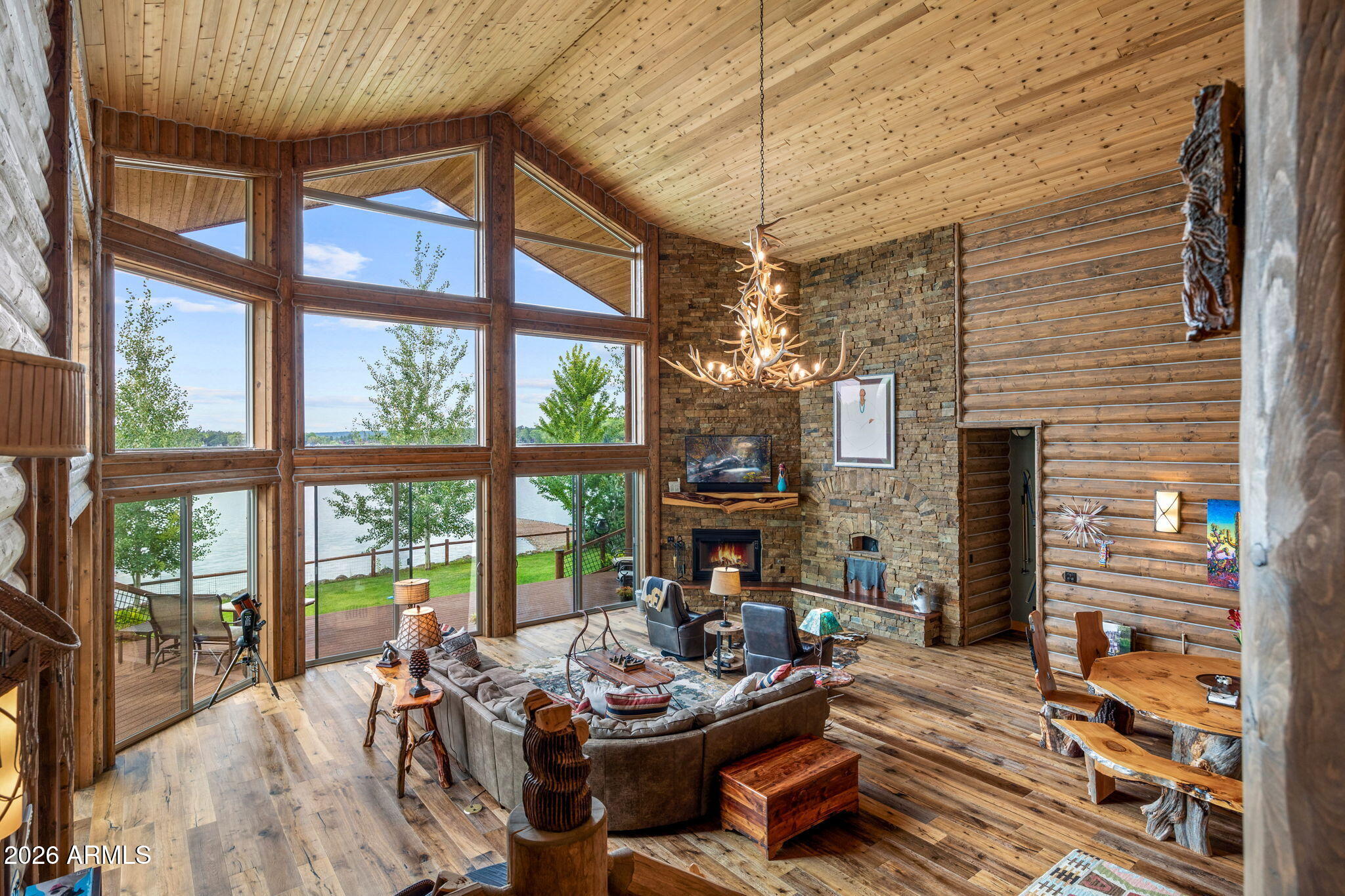 LAKESIDE UNSUBDIVIDED - Residential