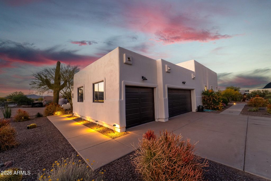 Photo of 14604 E Peak View Road, Scottsdale, AZ 85262 (MLS # 7016986)
