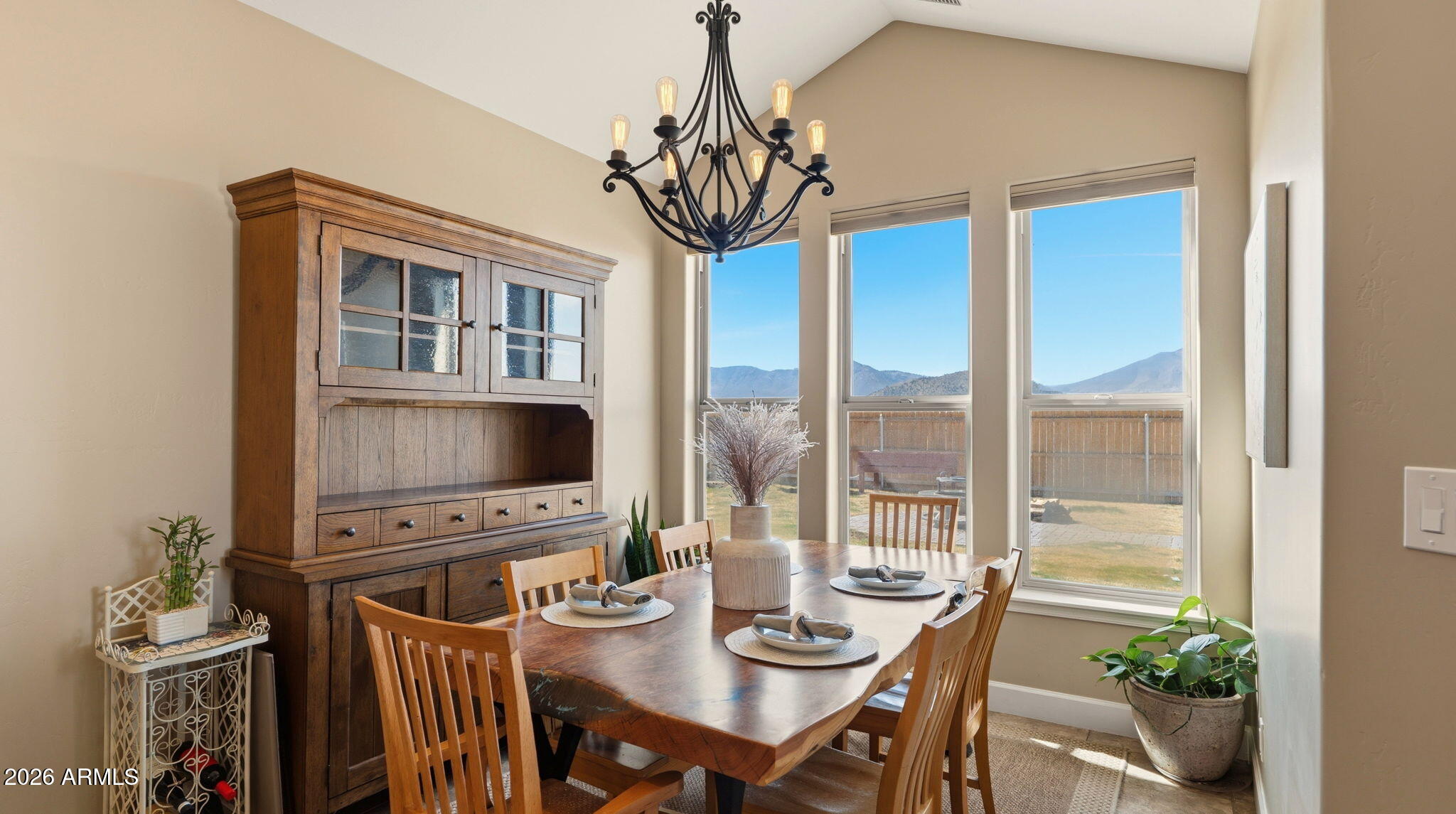 SLAYTON RANCH EST UNIT 01 LOT:34 SIXTEENTH: SW QUARTER: NE SECTION: 24 TOWNSHIP: 22N RANGE: 08E - Residential