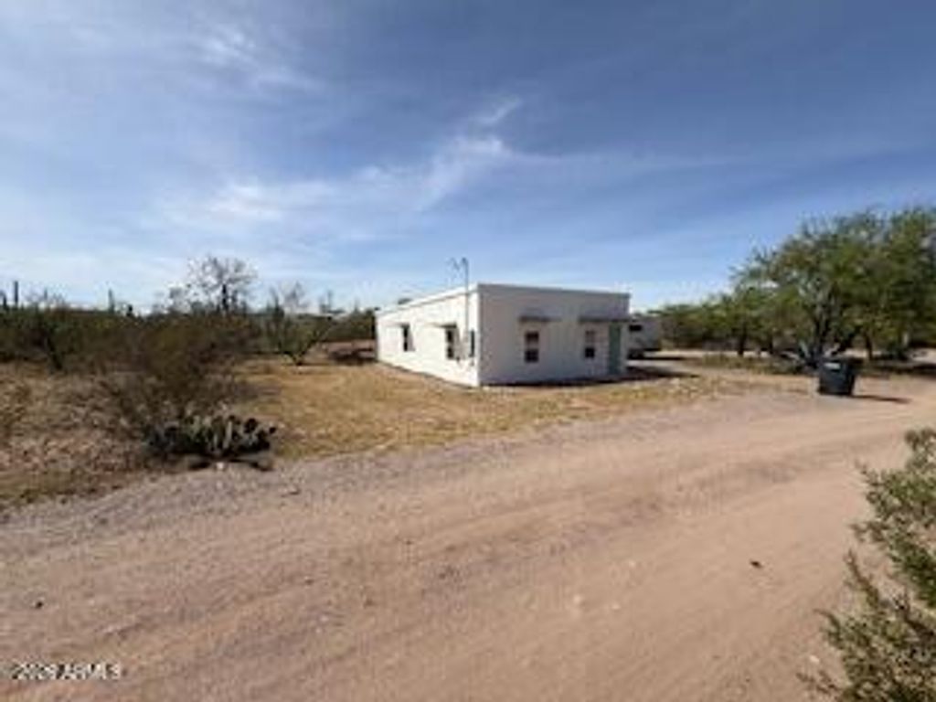 Photo of 41238 N 260th Avenue, Morristown, AZ 85342 (MLS # 7002920)