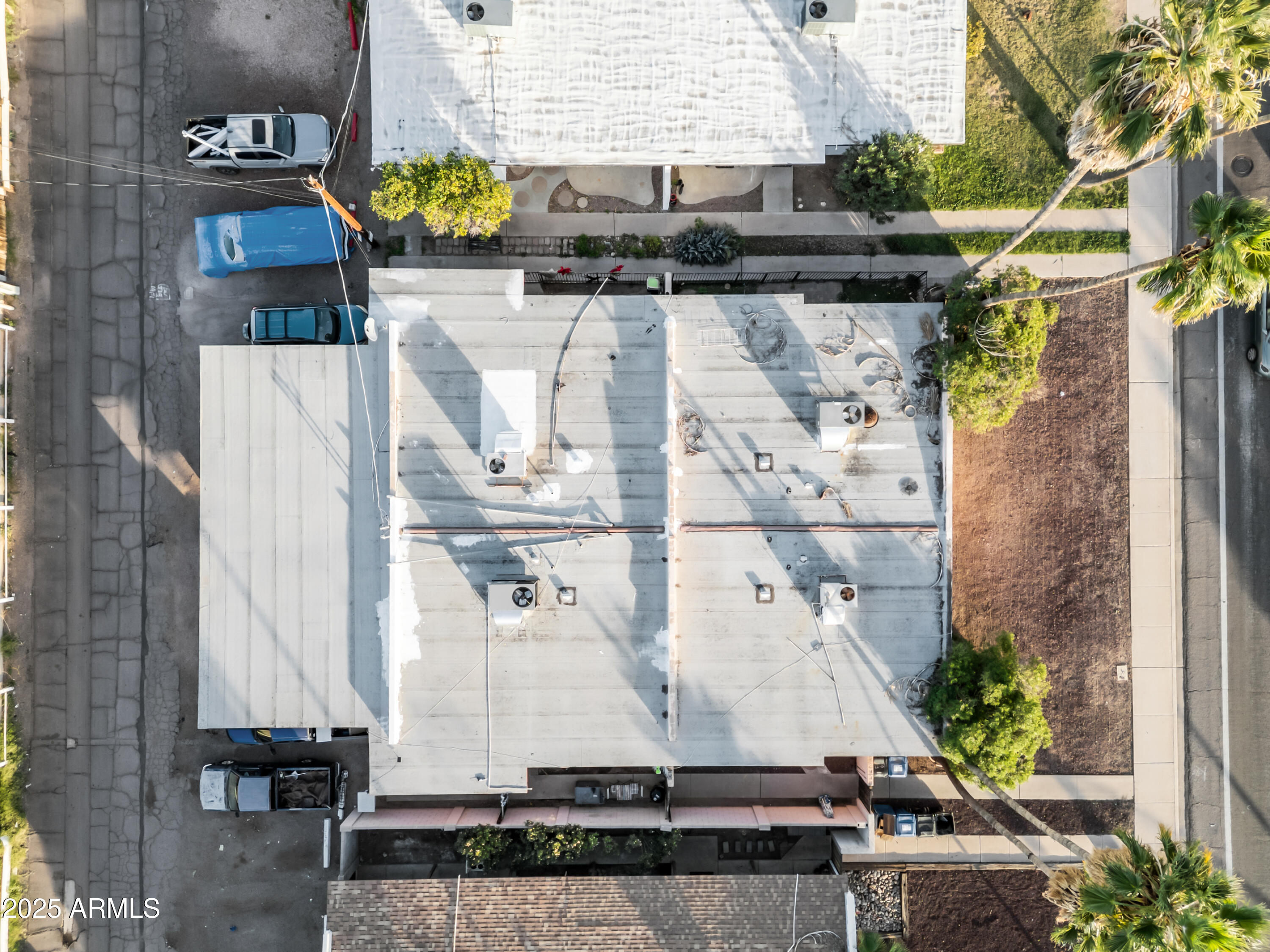 72 W SOUTHERN Avenue