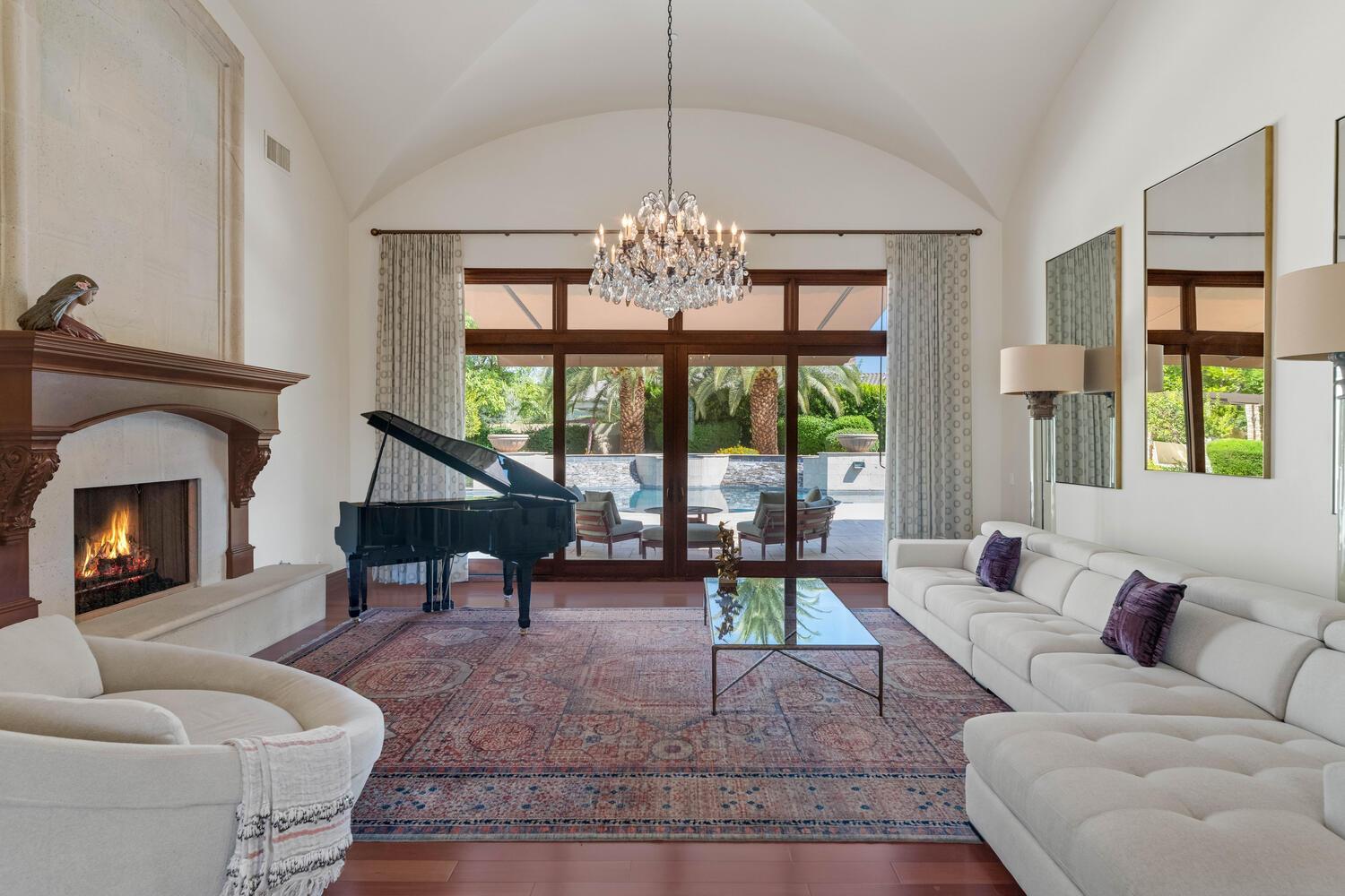 6730 E Sunnyvale Road