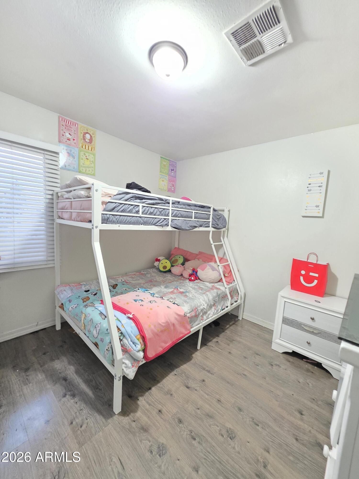 8109 W MONTECITO Avenue