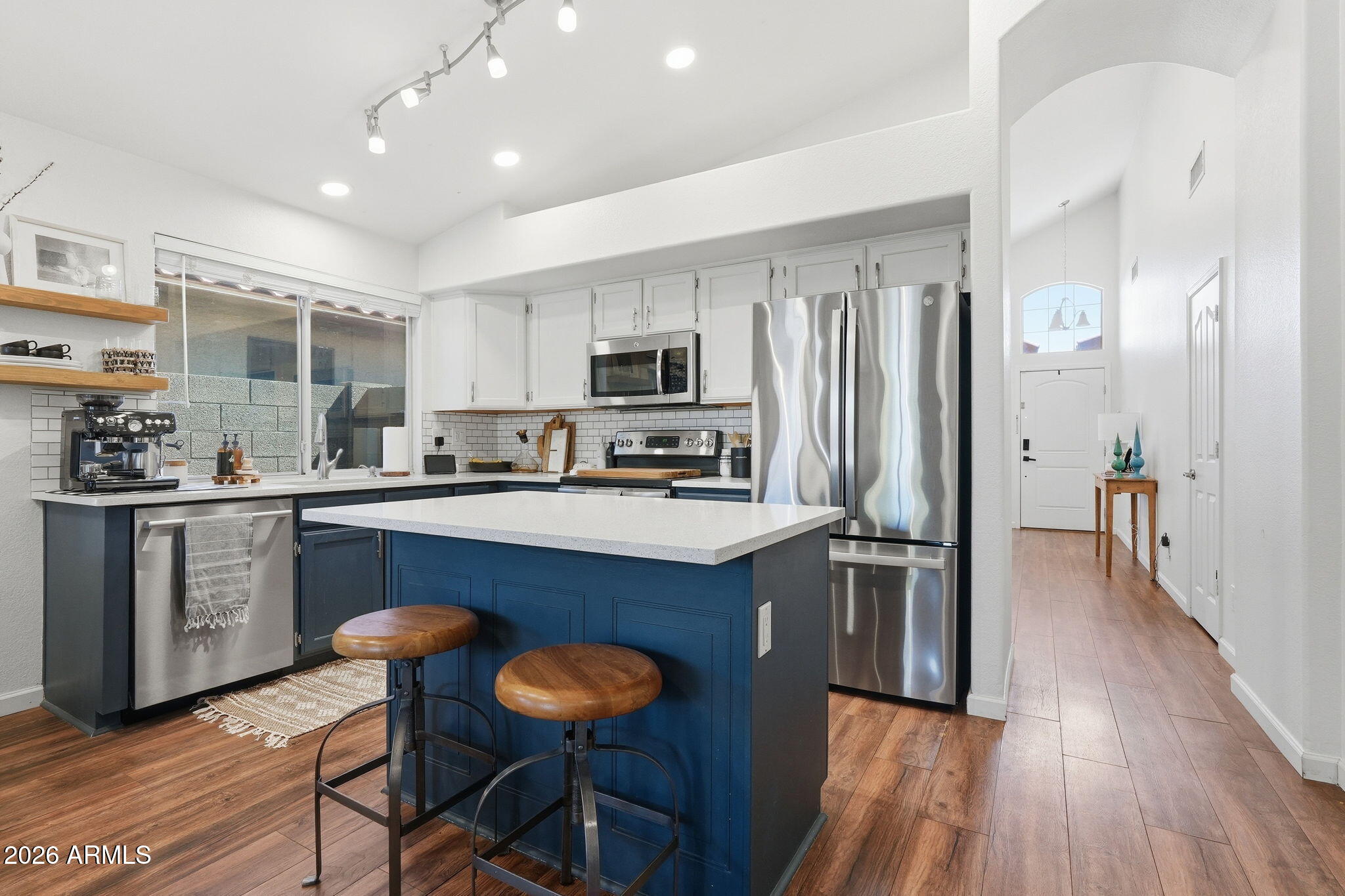 1416 E SIERRA MADRE Avenue