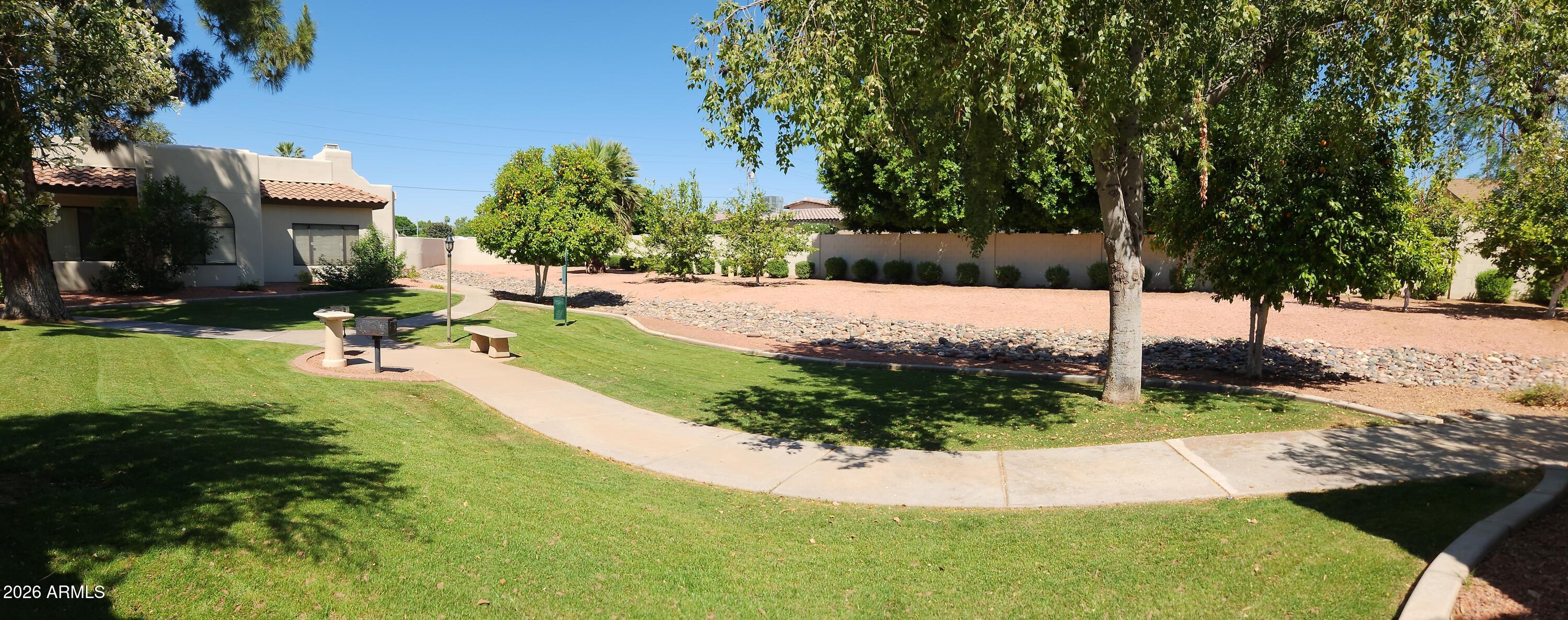 750 E NORTHERN Avenue 1124