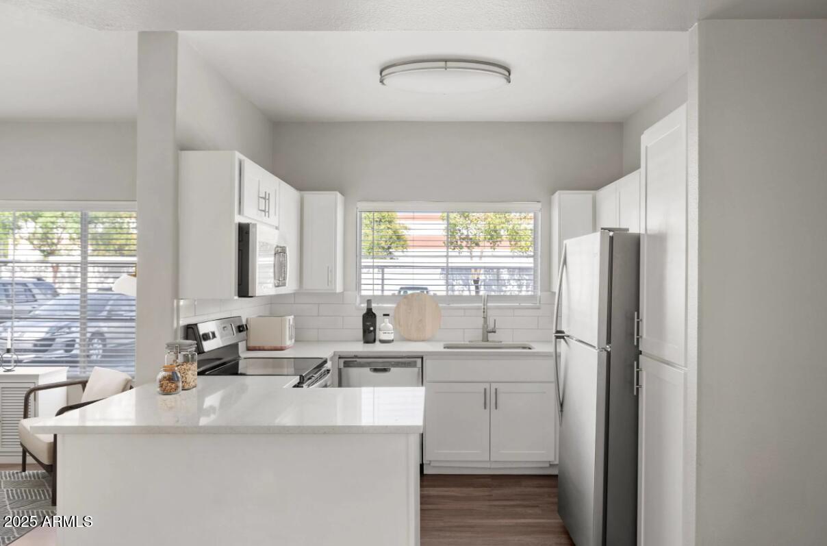 1250 W GROVE Parkway 3