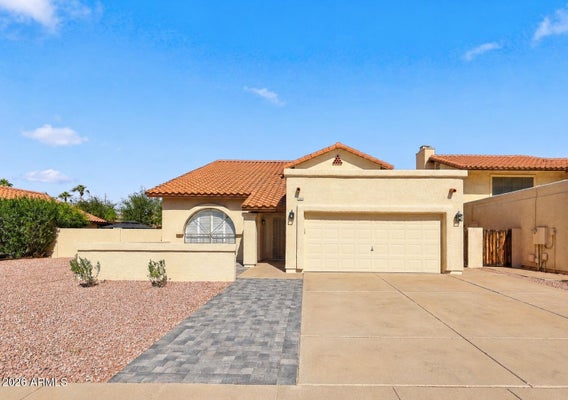 2966 W COMSTOCK DR, CHANDLER, AZ 85224 - Image df51a66d0a718e50a034958a984e18ec/960797167