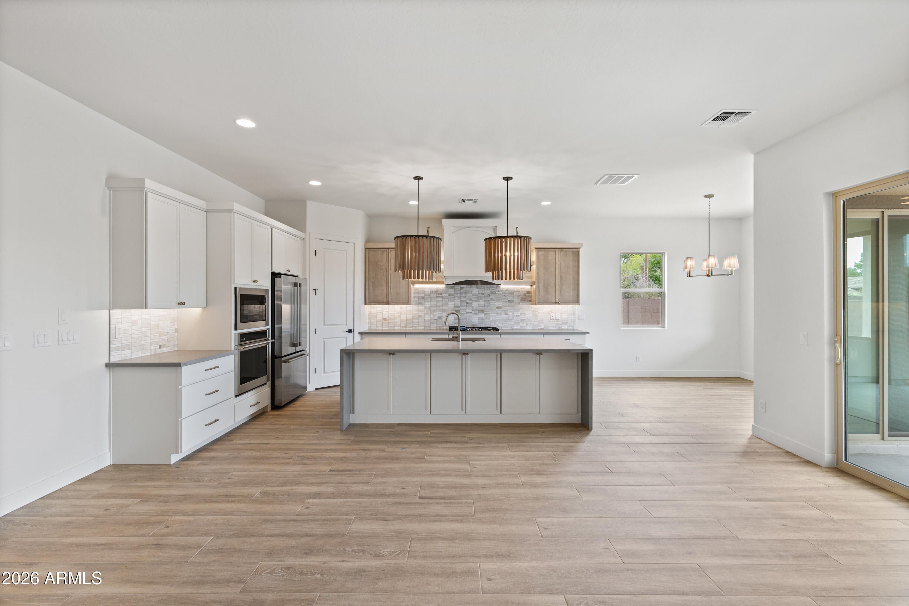 7331 W Lisbon Ln, Peoria, AZ, 85381, USA, 4 Bedrooms Bedrooms, ,4 BathroomsBathrooms,Residential,Active,7331 W Lisbon Ln,7032395