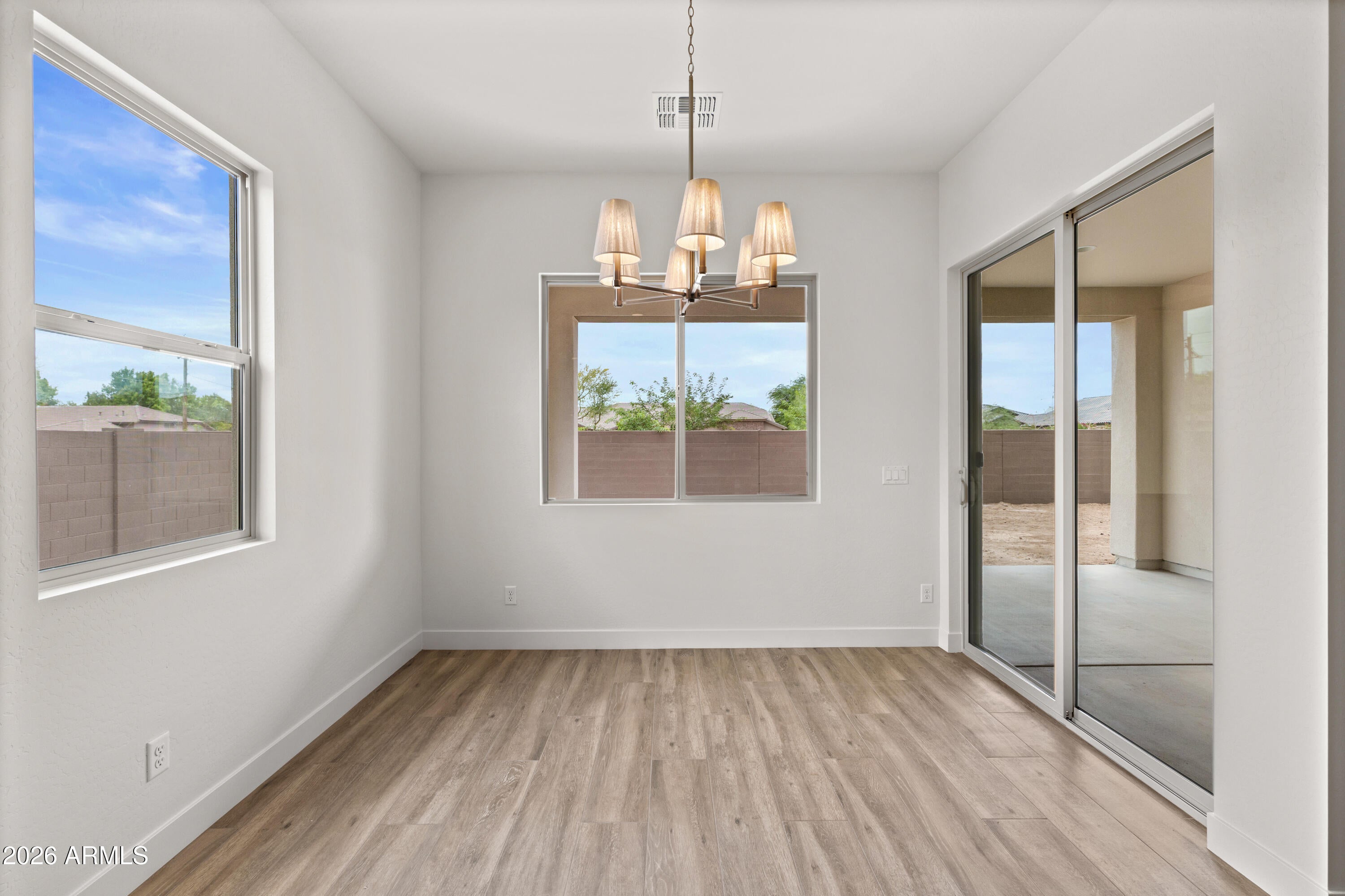 7331 W Lisbon Ln, Peoria, AZ, 85381, USA, 4 Bedrooms Bedrooms, ,4 BathroomsBathrooms,Residential,Active,7331 W Lisbon Ln,7032395