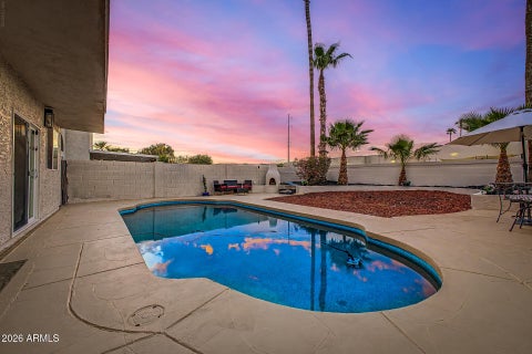 Photo of 4064 E Woodland Drive, Phoenix, AZ 85048 (MLS # 7075475)
