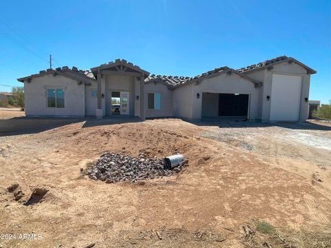 A home in Cave Creek