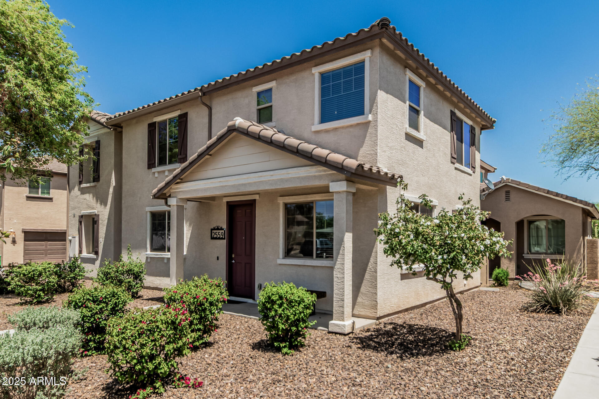 2559 N 73RD Drive
