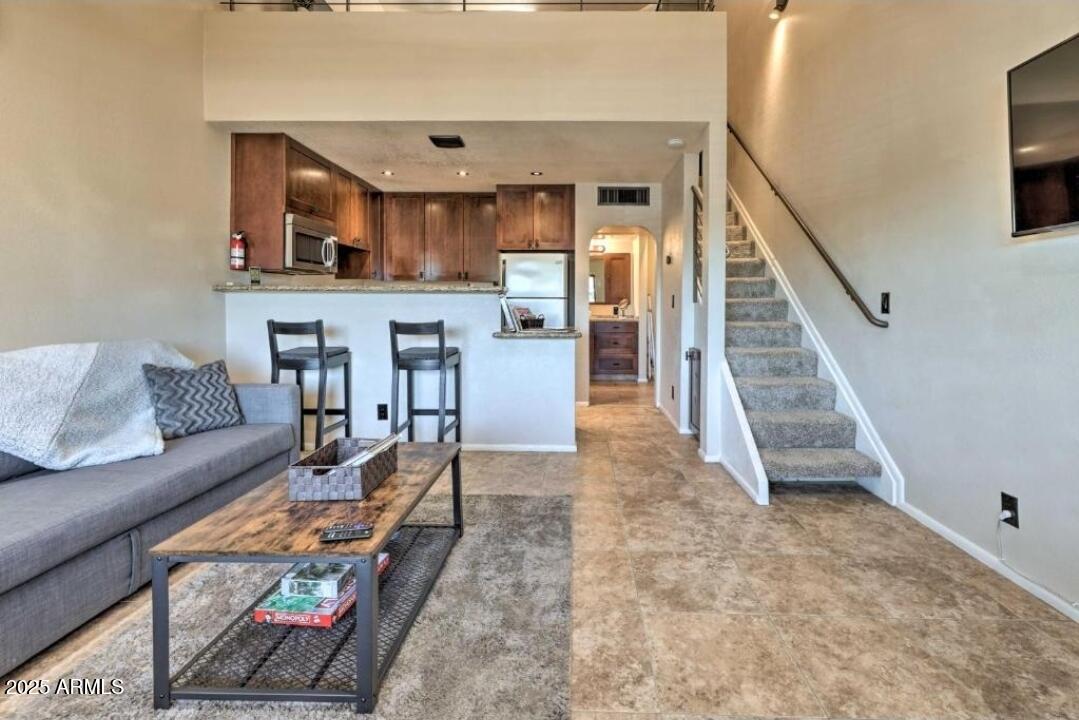 8055 E THOMAS Road E101