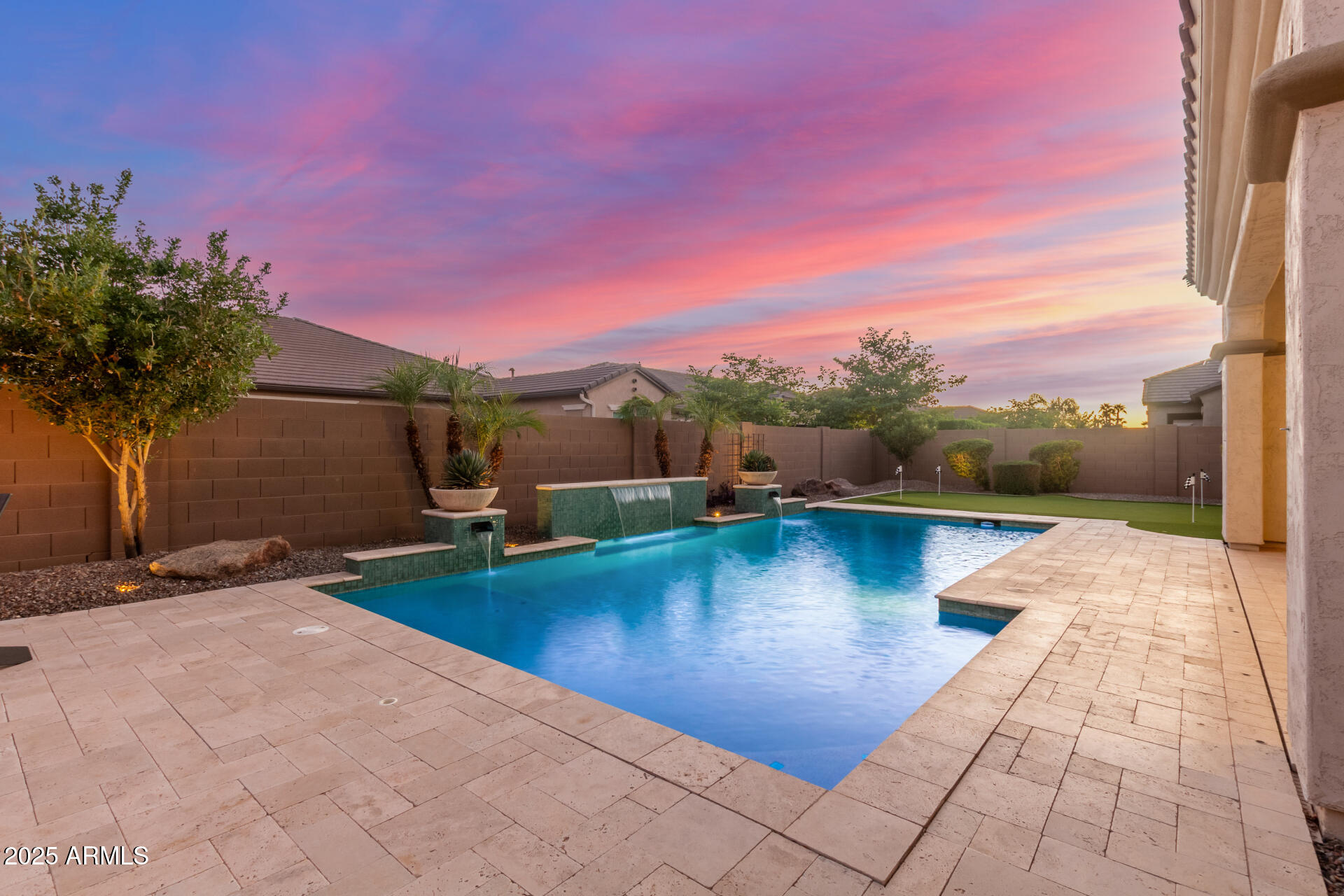 3581 E AQUARIUS Place