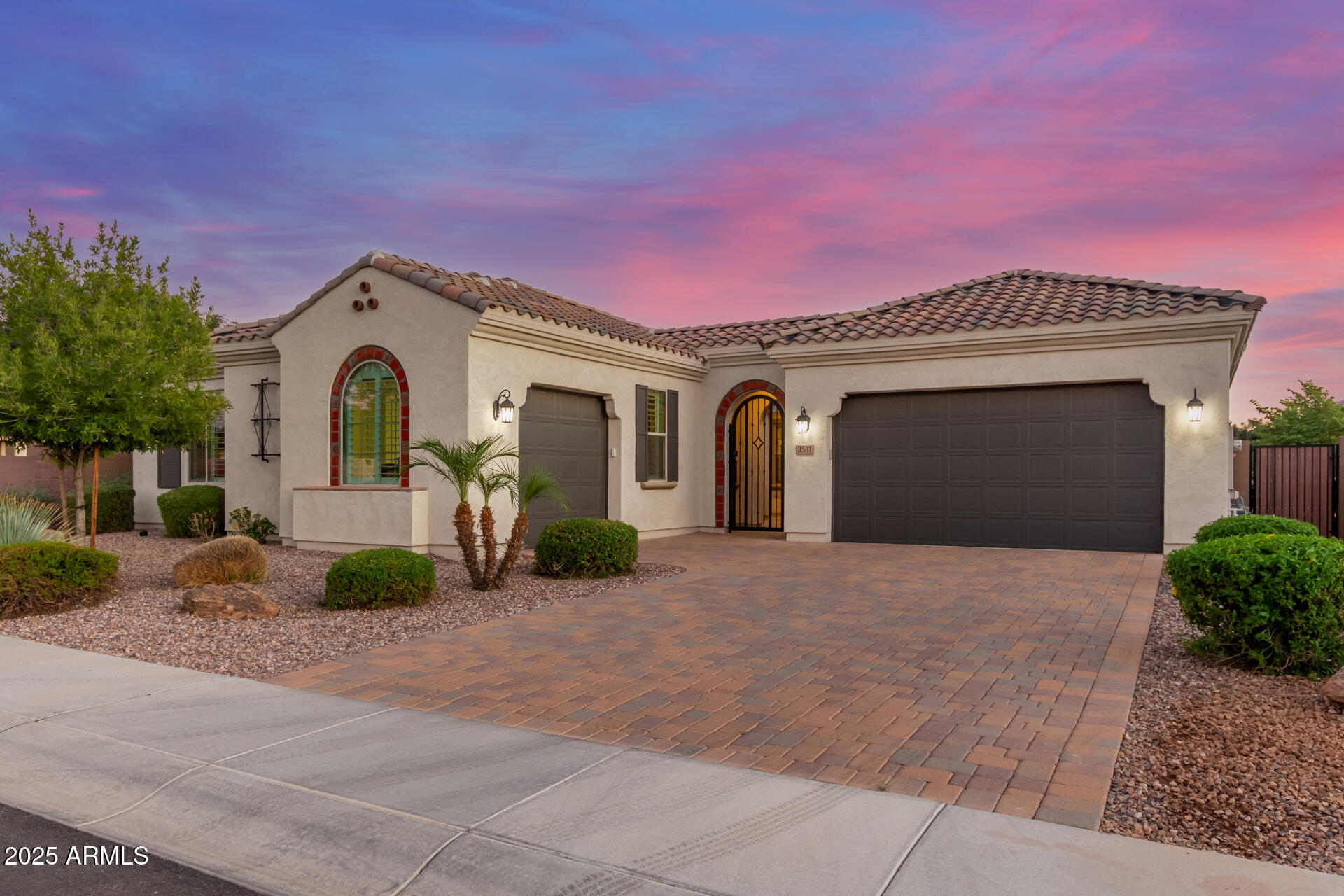3581 E AQUARIUS Place