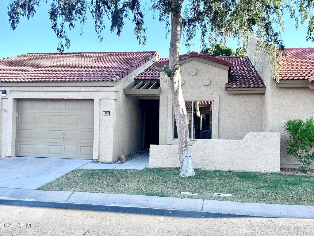 Photo of 1021 S Greenfield Road #1075, Mesa, AZ 85206 (MLS # 7025376)