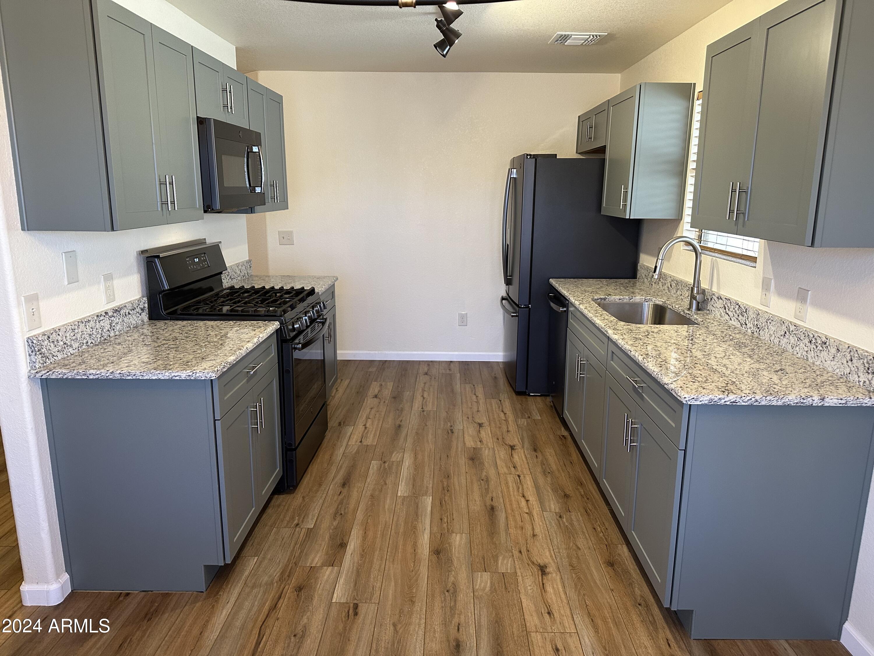 CHAPARRAL VILLAGE PHASE 3 & 4 - Residential